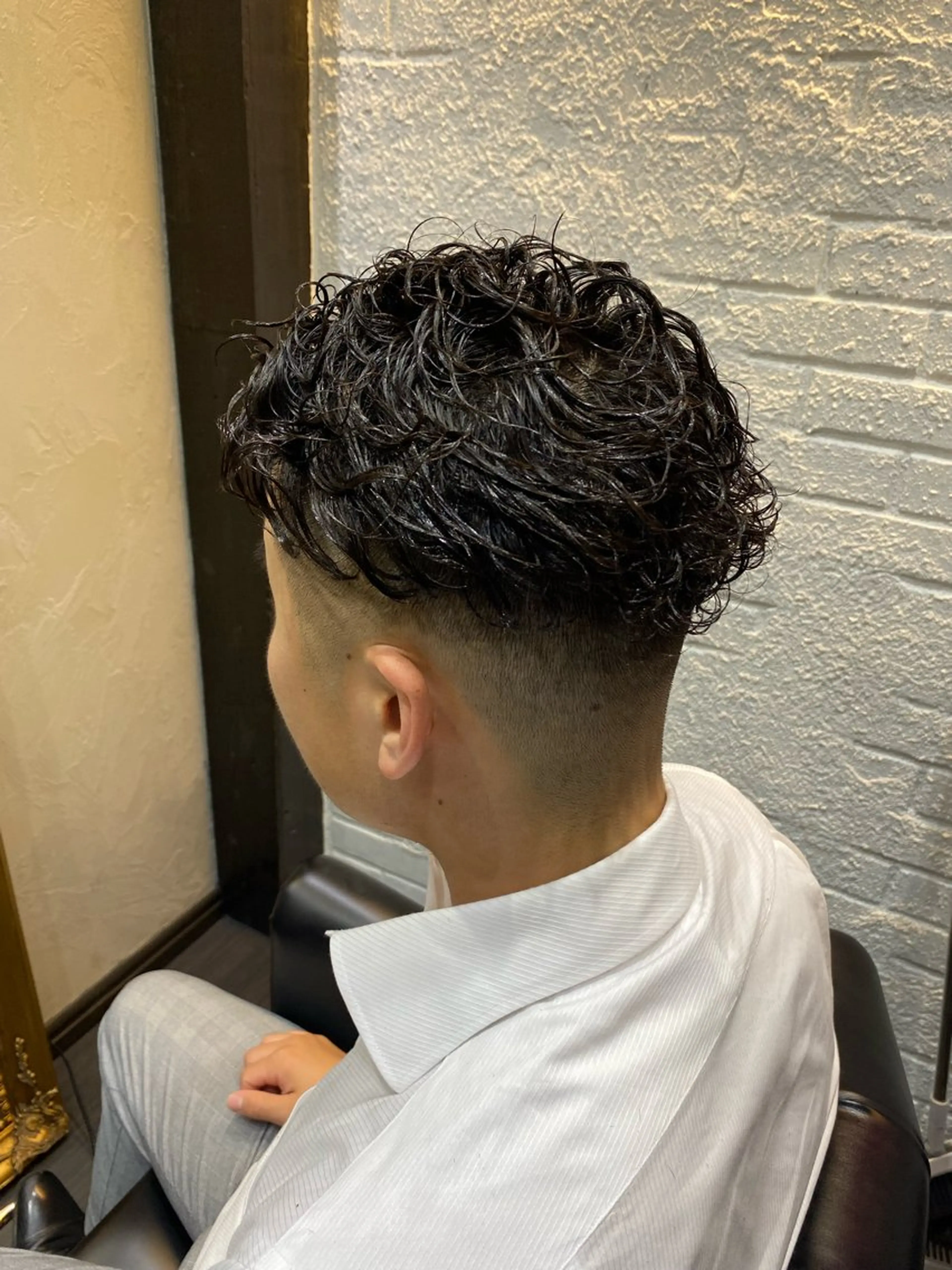 ショート パーマ ヘアアレンジ メンズ キッズ HairSignature所属・ブリーチ指名神戸 No.1美容師RENのヘアスタイル