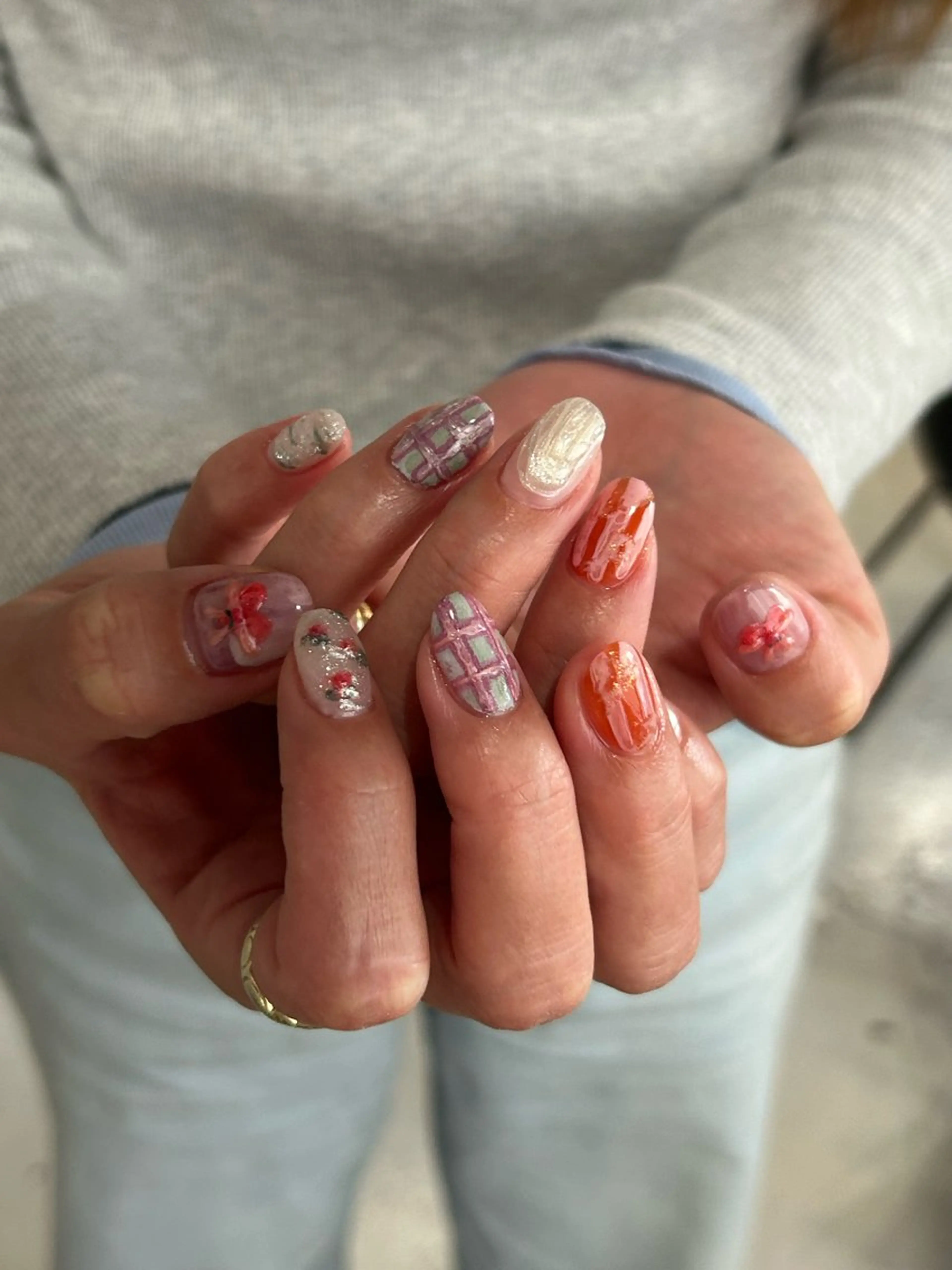 ネイル née高橋 梨菜のネイルデザイン