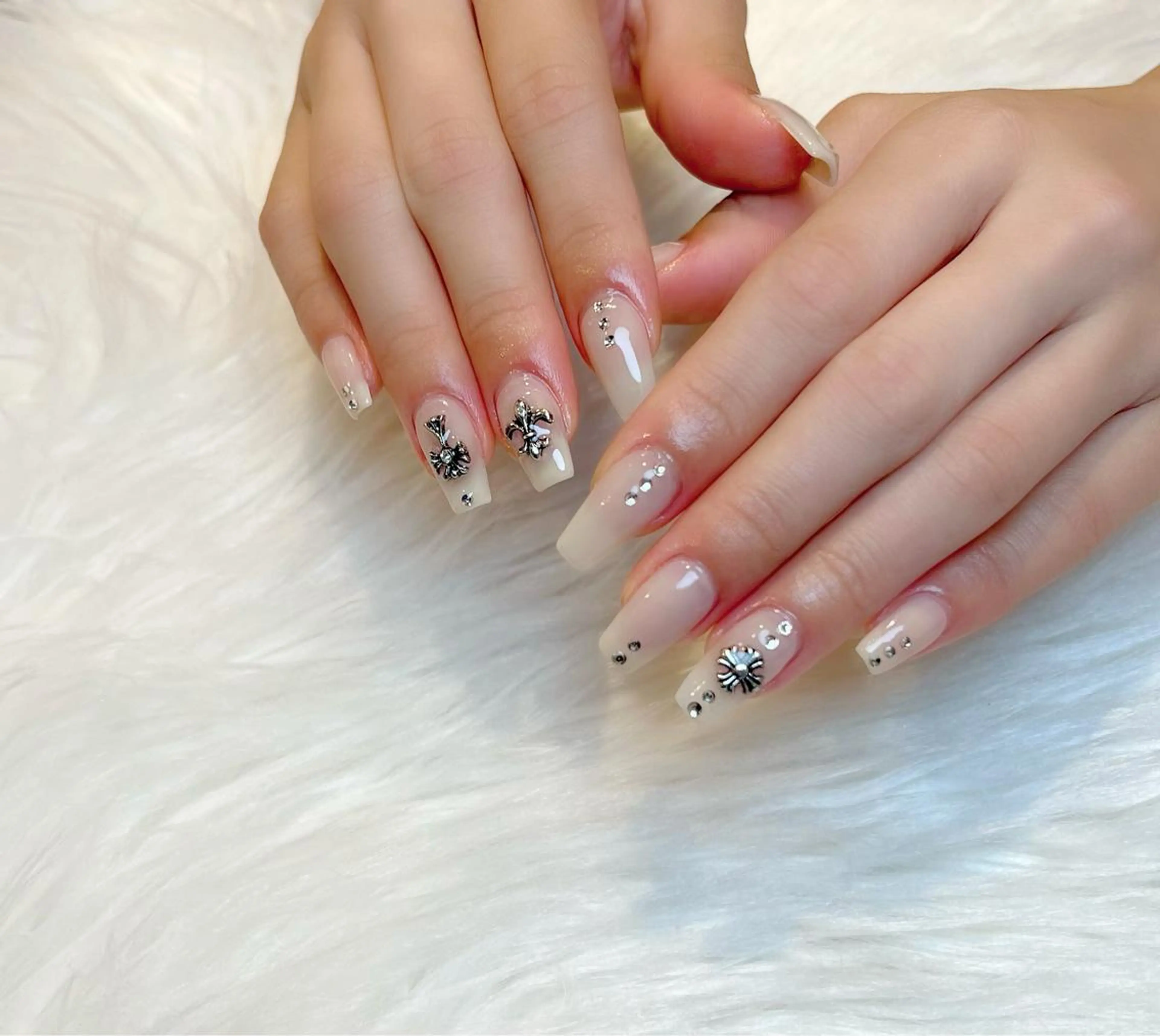 ネイル ハンドネイル Lino+ ネイル&よもぎ蒸しのネイルデザイン