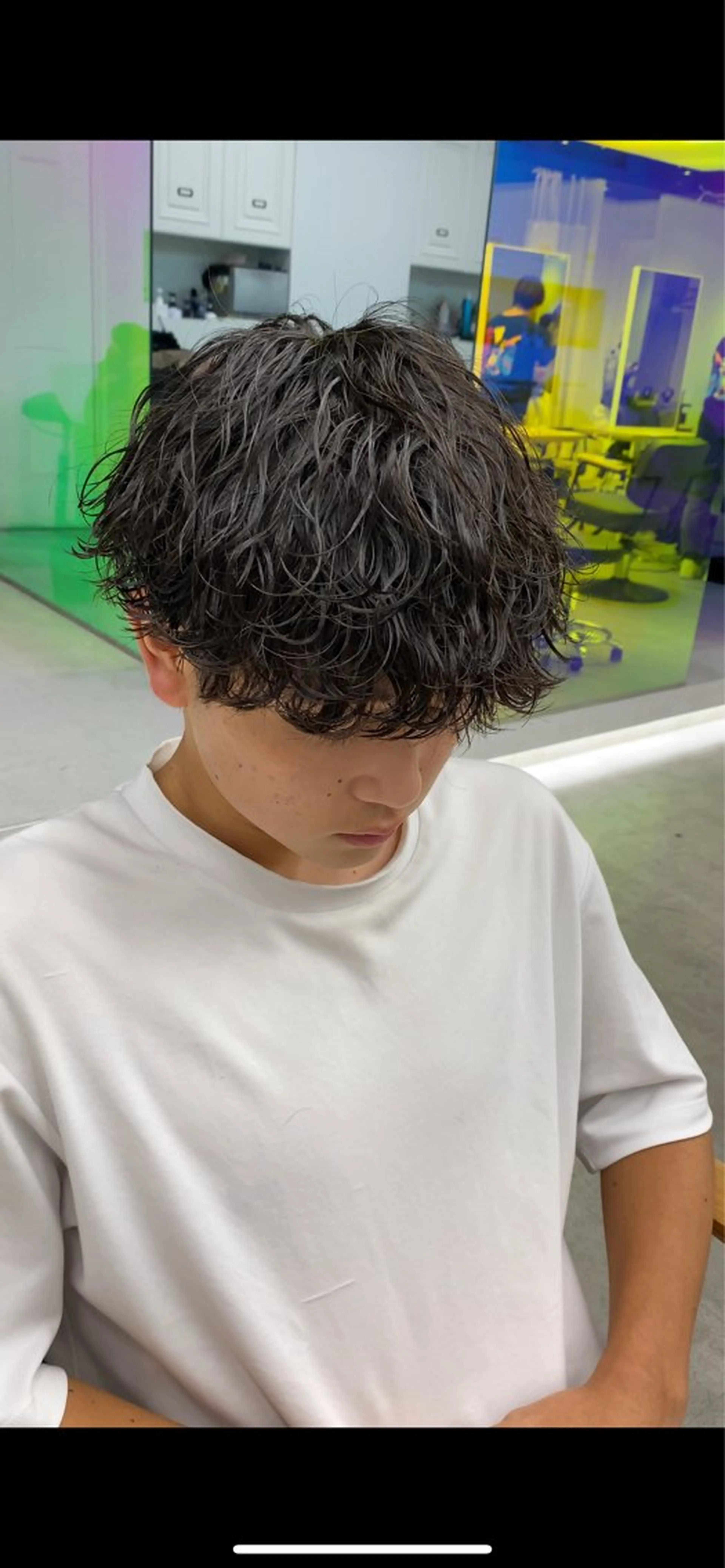 パーマ メンズ センターパート マッシュ メンズパーマ メンズツイストパーマ 刈り上げ カット パーマ mai🤍縮毛酸性ス トレート/アイリストのヘアスタイル