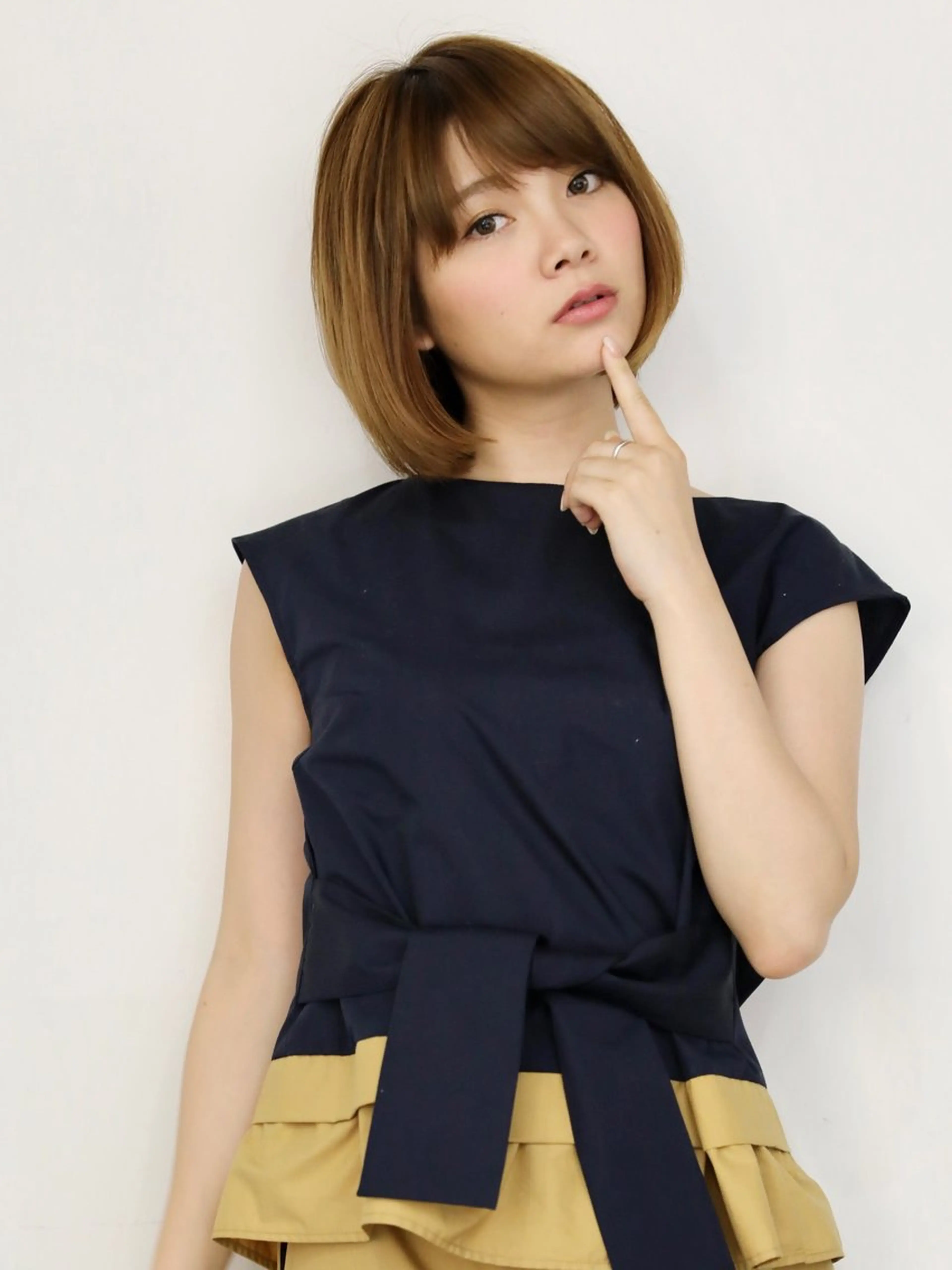 ミディアム ハイライト 髪質改善 小顔カット Endearing 銀座/レイヤーカットのヘアスタイル