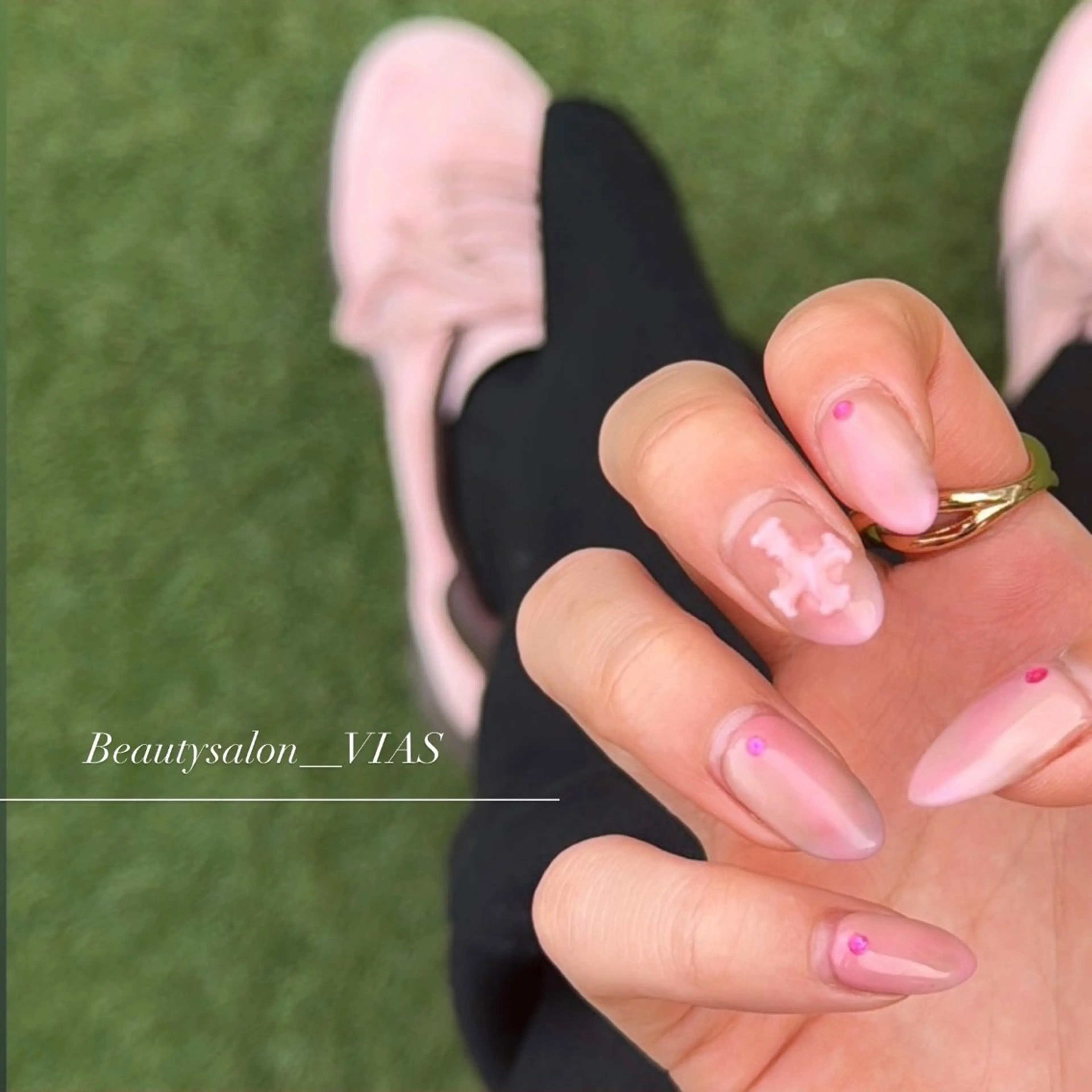 ネイル ハンドネイル VIAS 〜EYE&NAIL〜のネイルデザイン