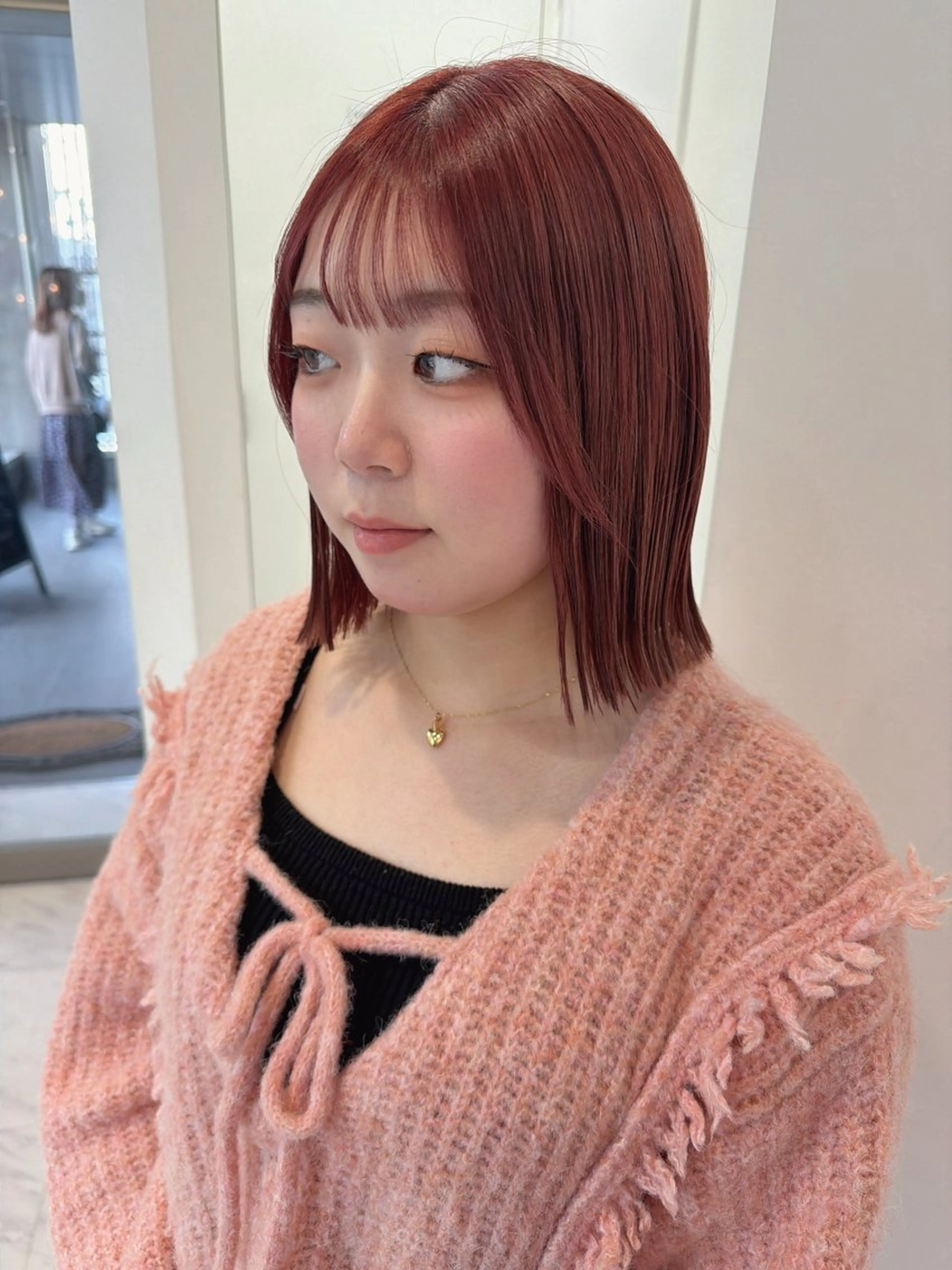 ショート カラー 切りっぱなしボブ オレンジ レッドカラー ボブ カット ヘアカラー SAYAKA 🍒／ボブ／暖色のヘアスタイル