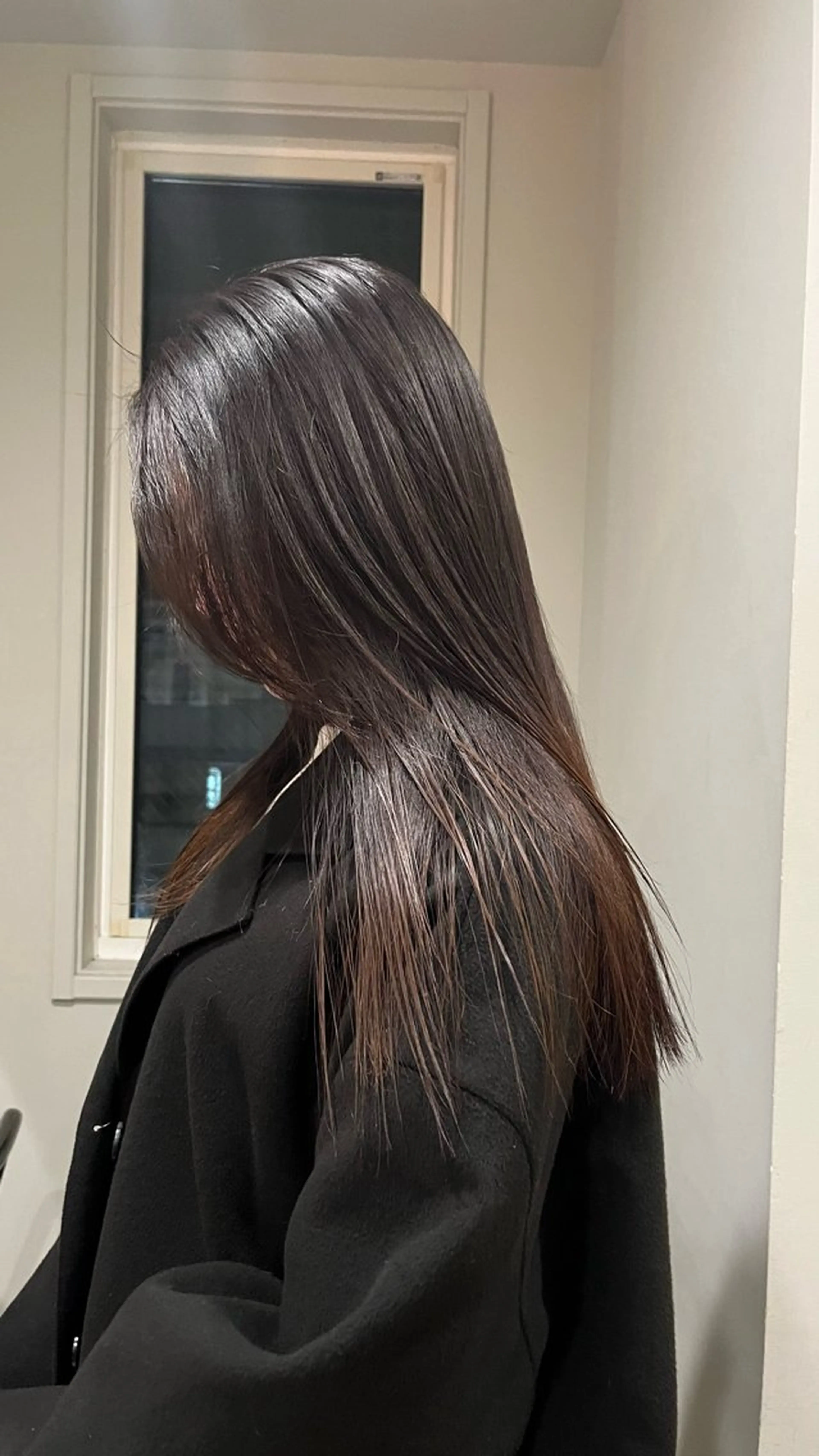 セミロング カット ヘアカラー YUI／レイヤー カット/透明感カラーのヘアスタイル