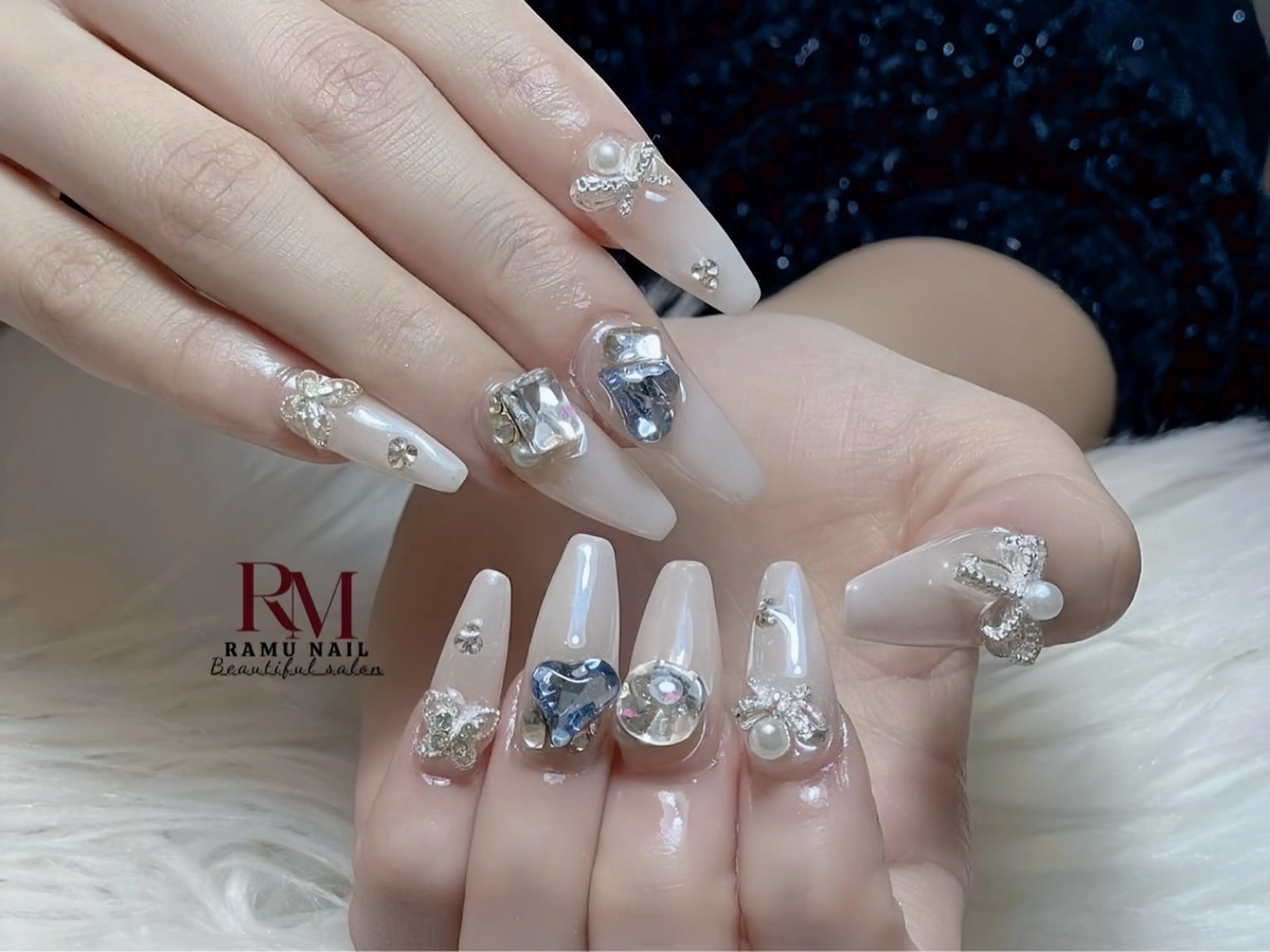 ネイル キラキラネイル マグネットネイル ミラーネイル ピンク ワンホンネイル ハンドネイル RAMU Nail 恵比寿店のネイルデザイン