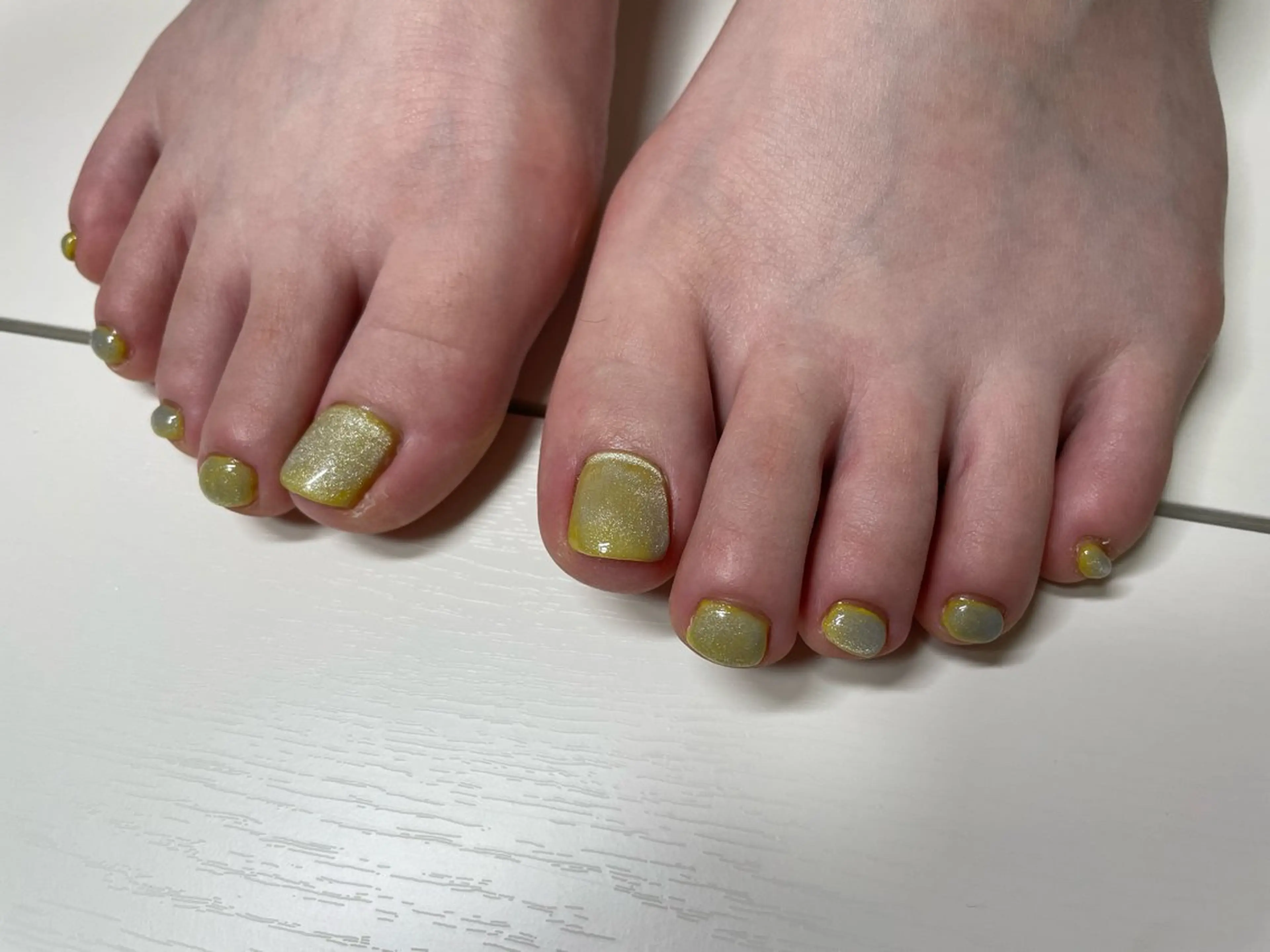 ネイル マグネットネイル MoonLight SHINOのネイルデザイン