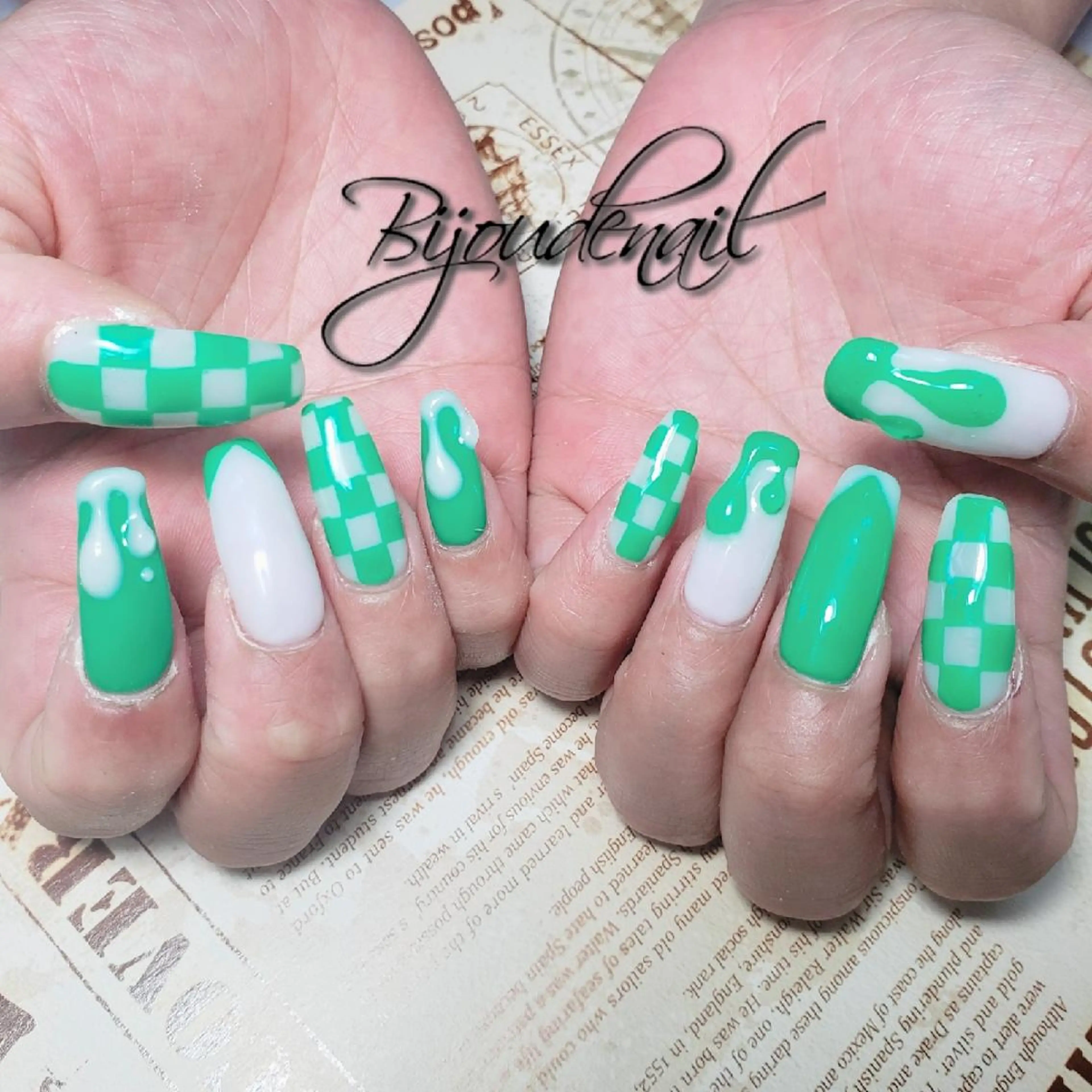 ネイル ビジュード ネイルのネイルデザイン