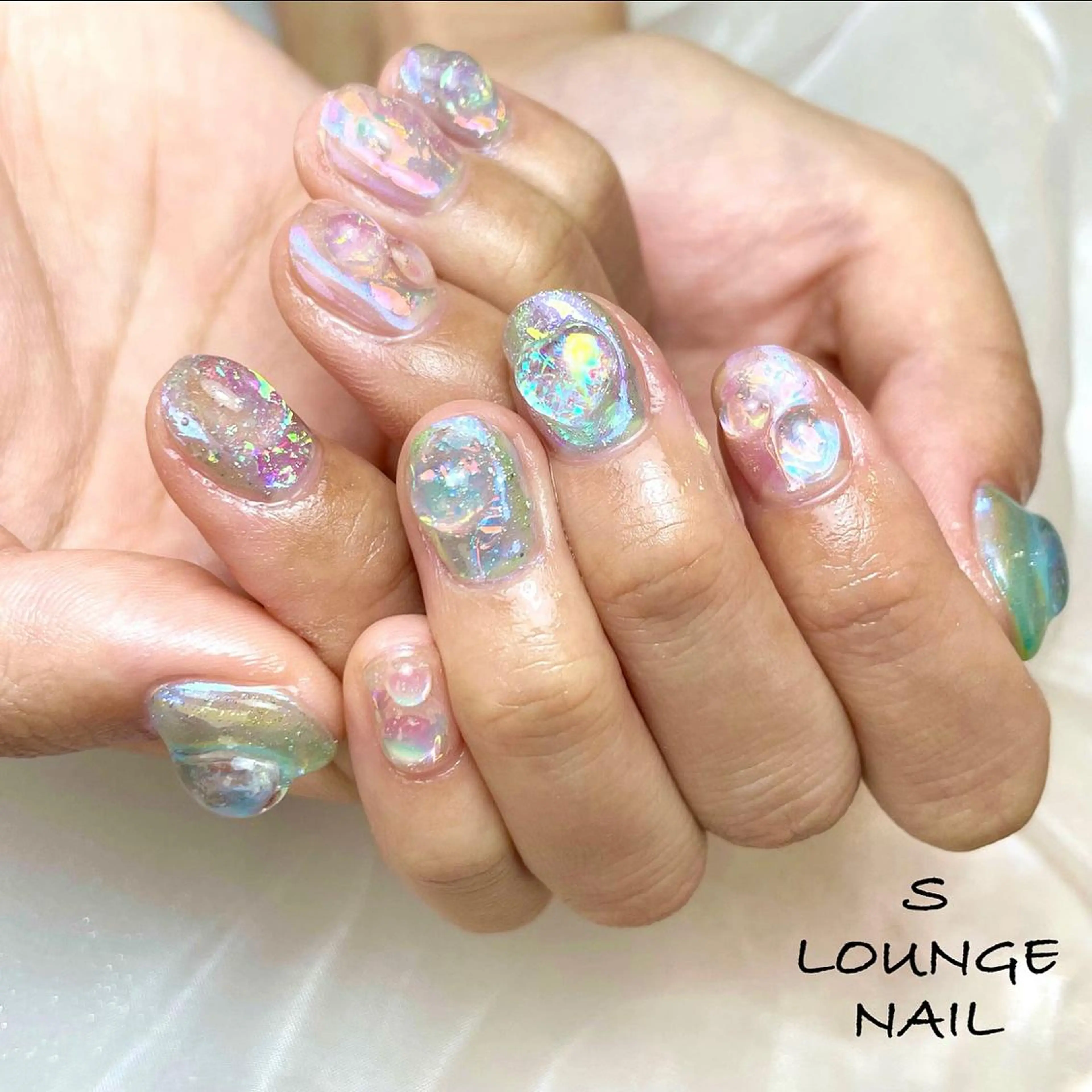 ネイル 氷ネイル・うるうるネイル ハンドネイル フットネイル S LOUNGE NAIL所属・パーツたくさん🍓 SUMIのネイルデザイン