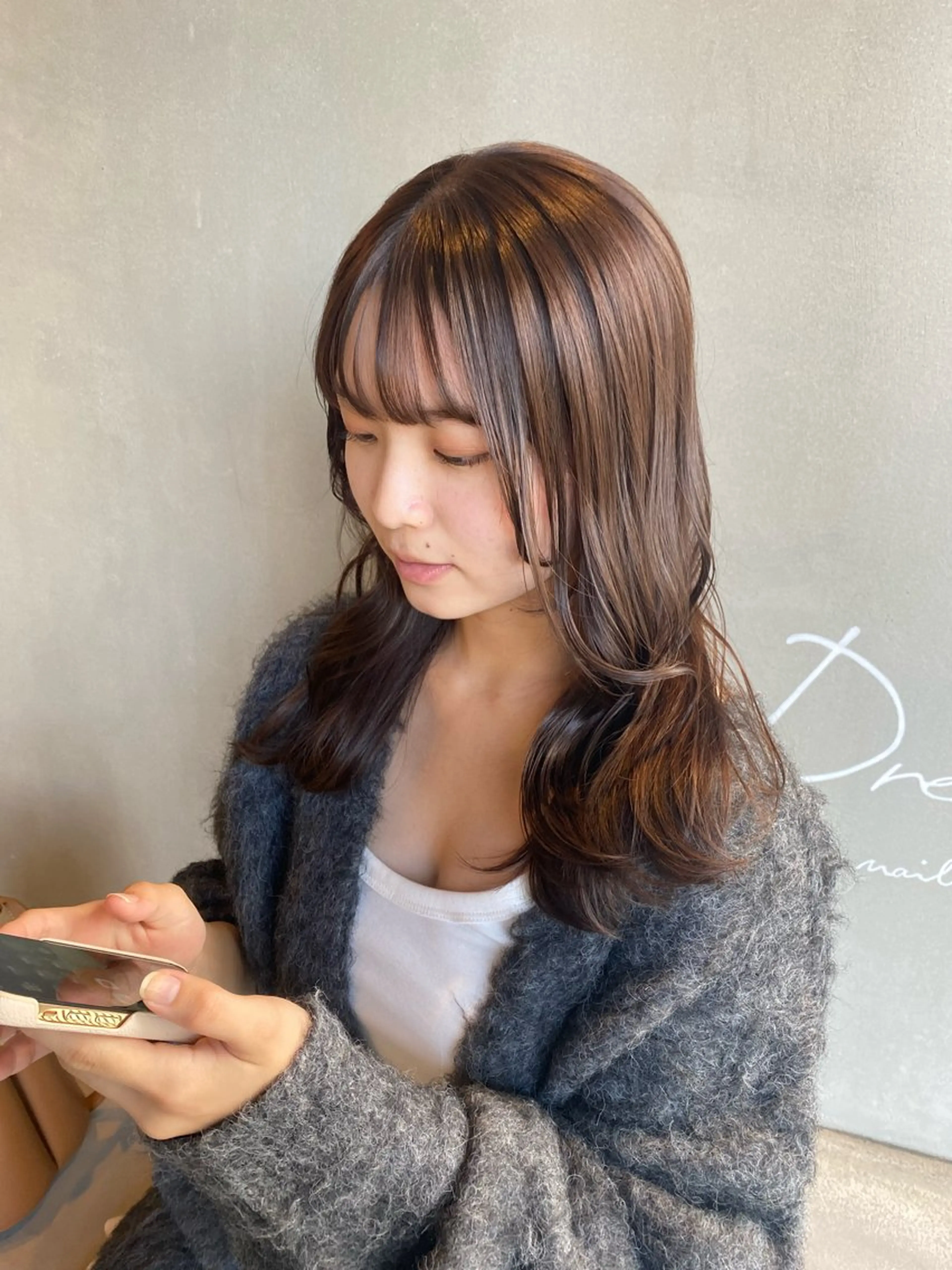 ロング カラー 石川 雅のヘアスタイル