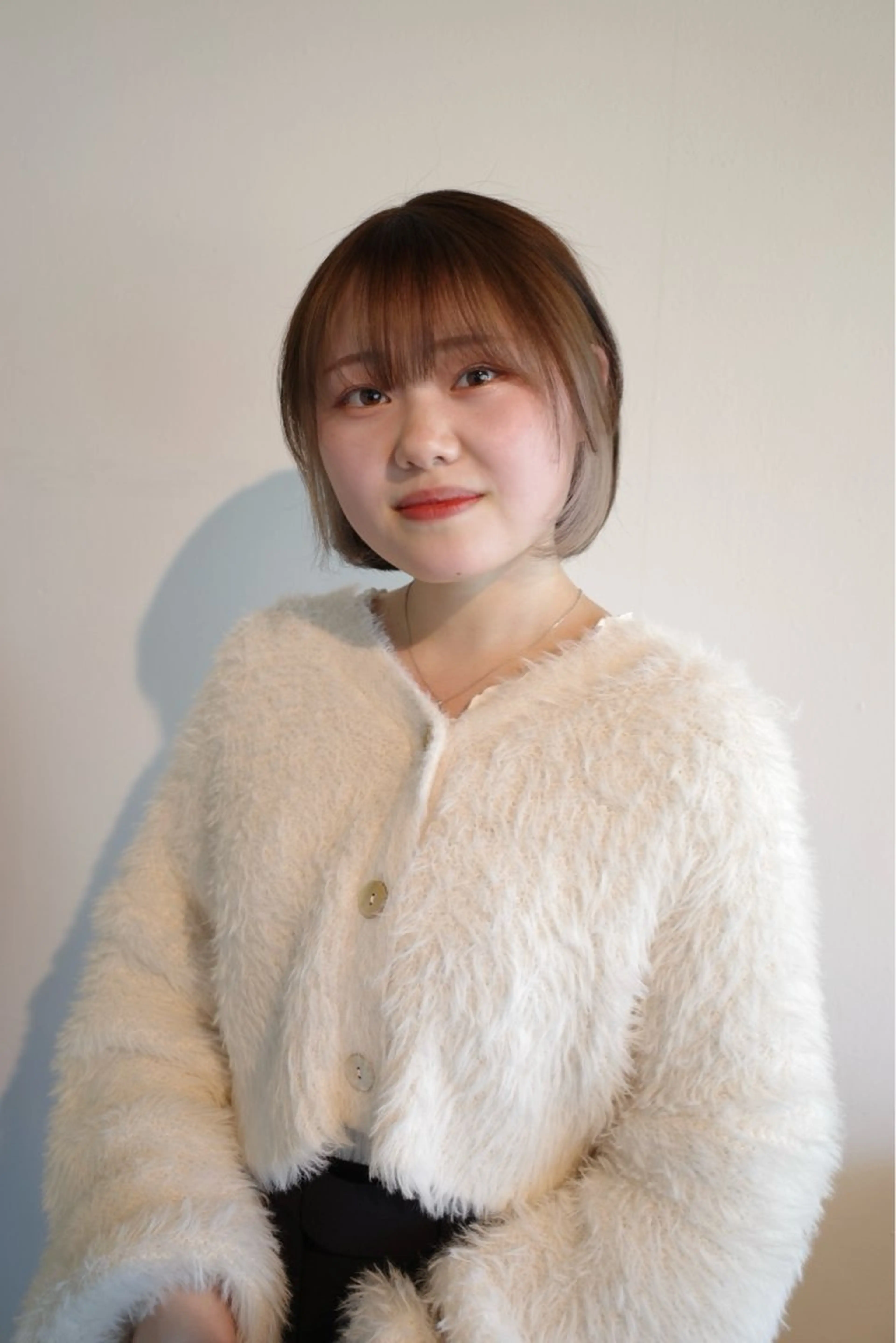 ショート カラー ベージュカラー インナーカラー 安藤 結花のヘアスタイル