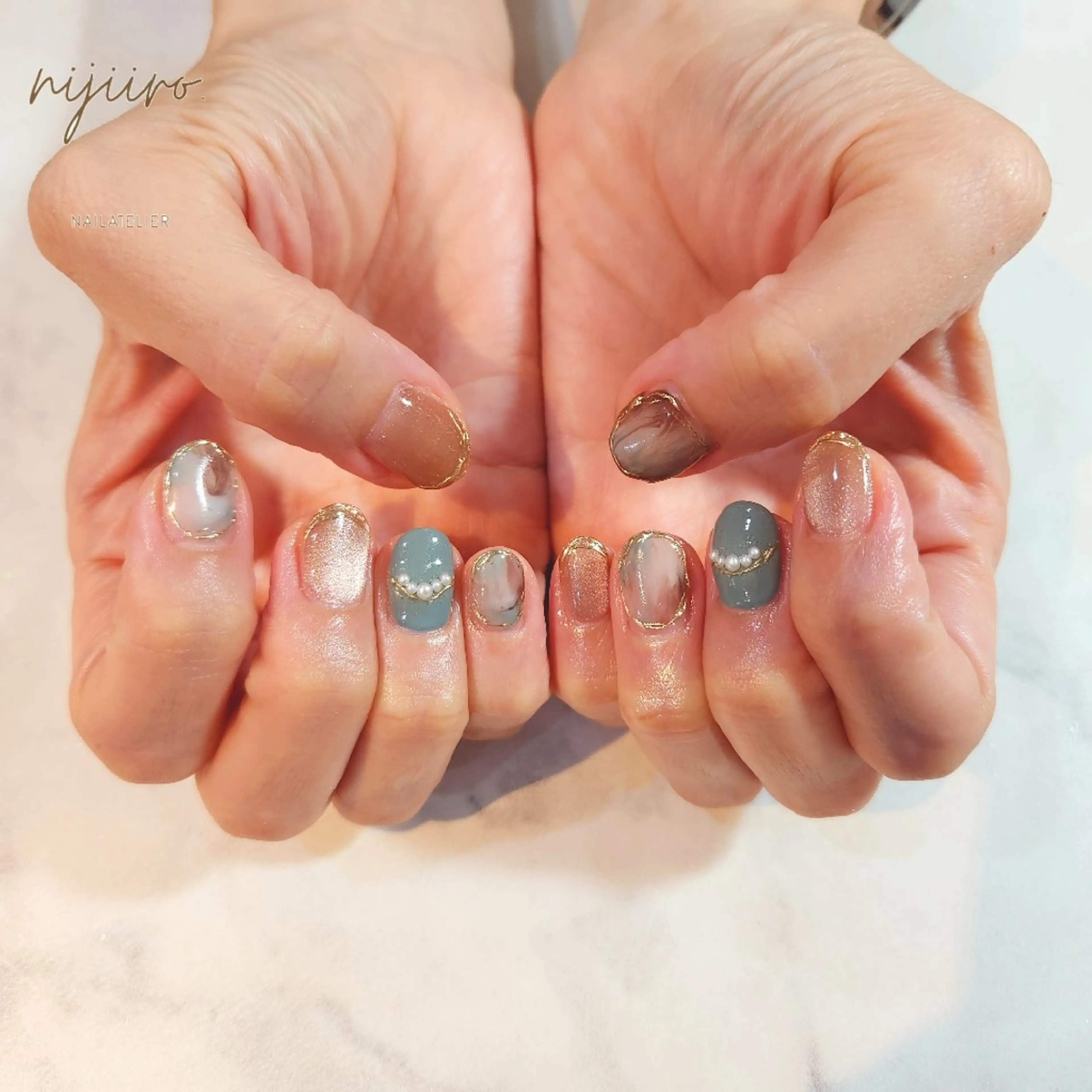 ネイル ハンドネイル nailatelier nijiiro.所属・nijiiro🌈 サトウのネイルデザイン