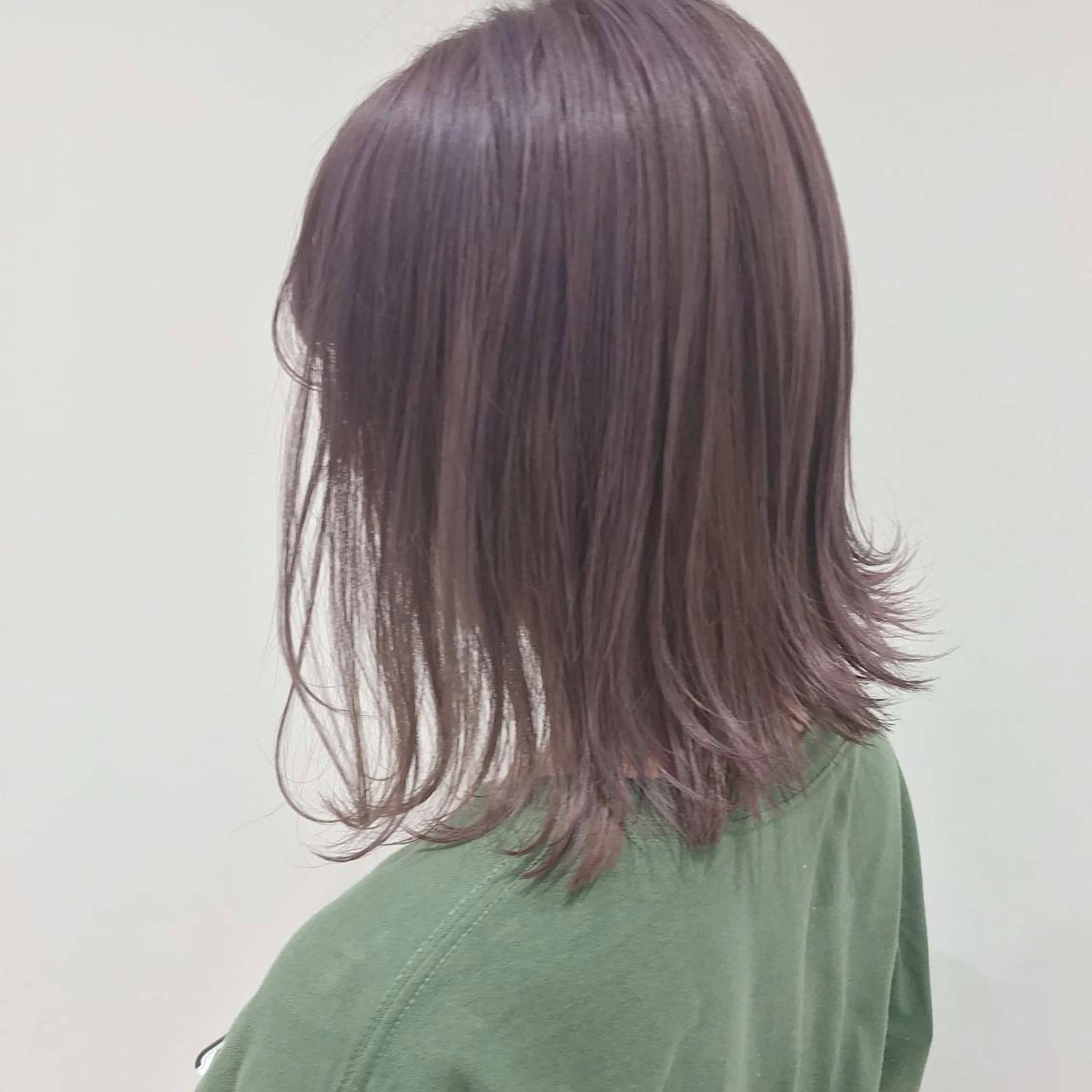 ミディアム カラー ラベンダーカラー ヘアカラー トリートメント 韓国風愛されヘア 🇰🇷RITO🎀のヘアスタイル