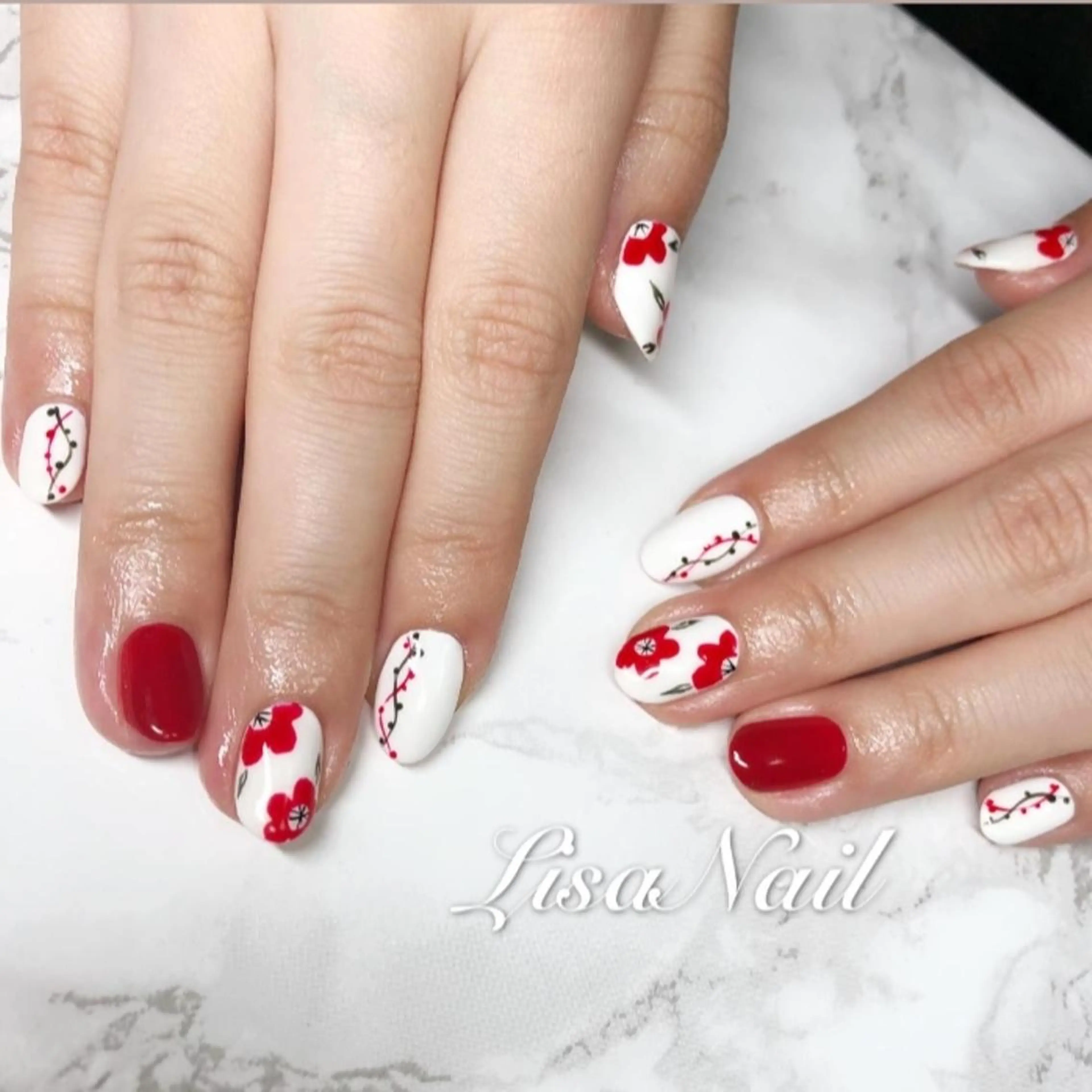 ネイル Lisa Nailのネイルデザイン