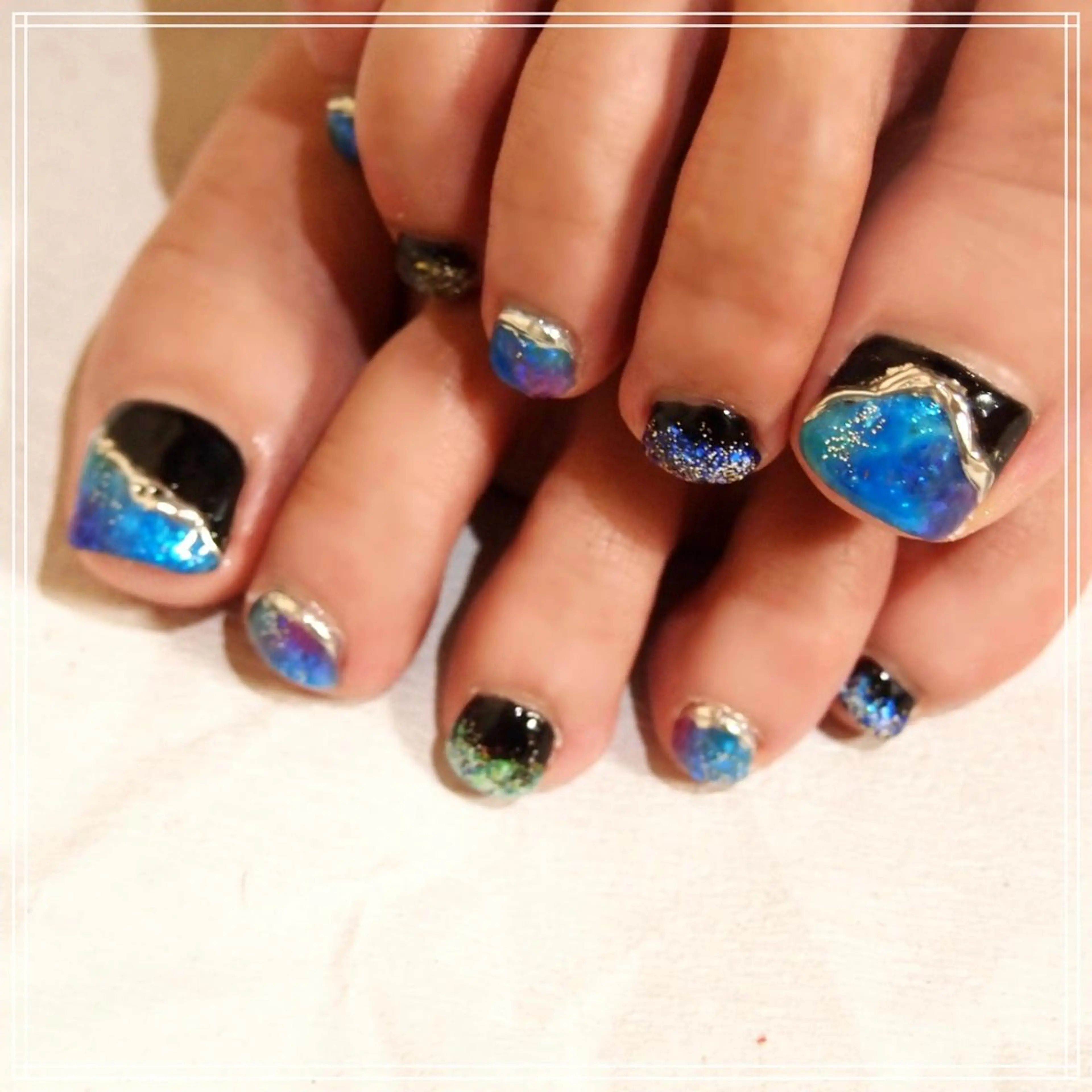 ネイル 山田 麻衣のネイルデザイン