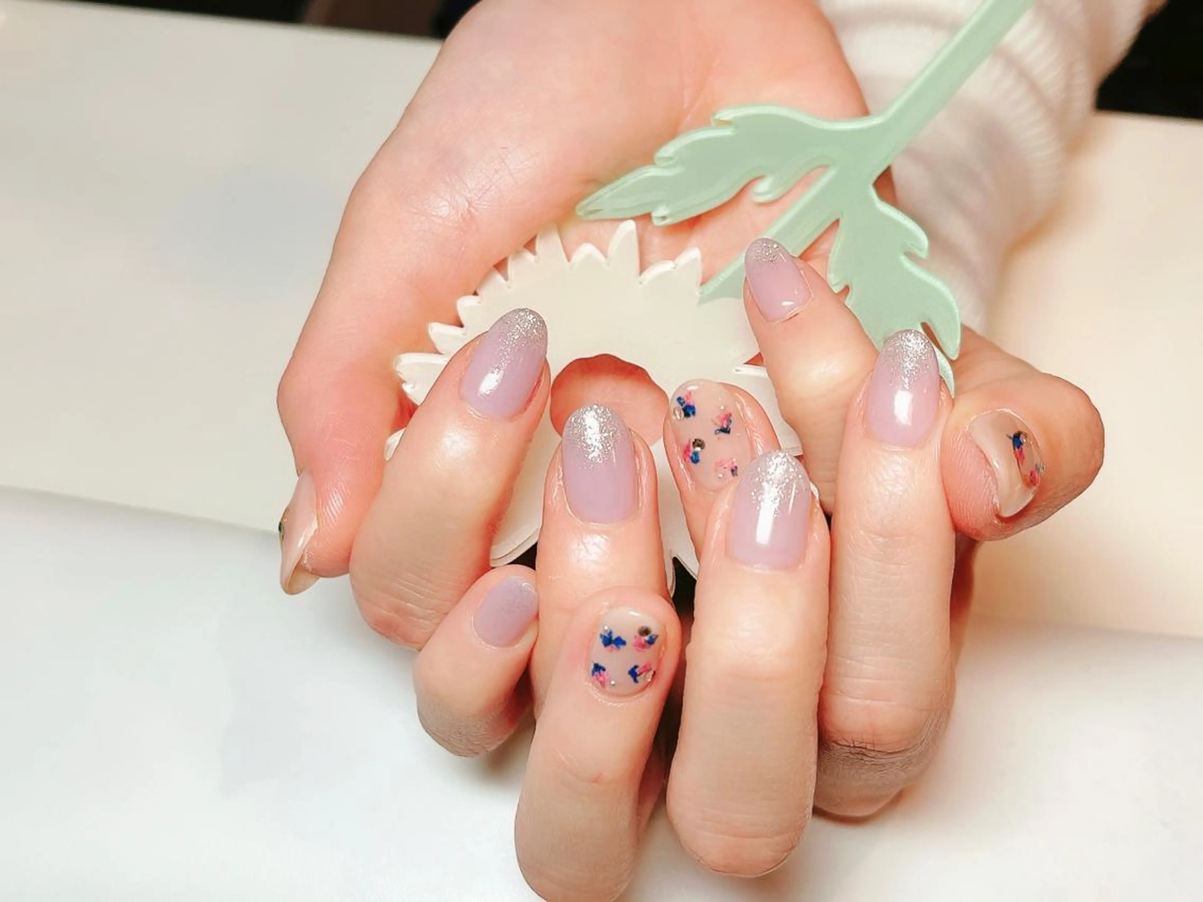 ネイル ハンドネイル Protea ❁⃘*.ﾟ清家 美穂のネイルデザイン