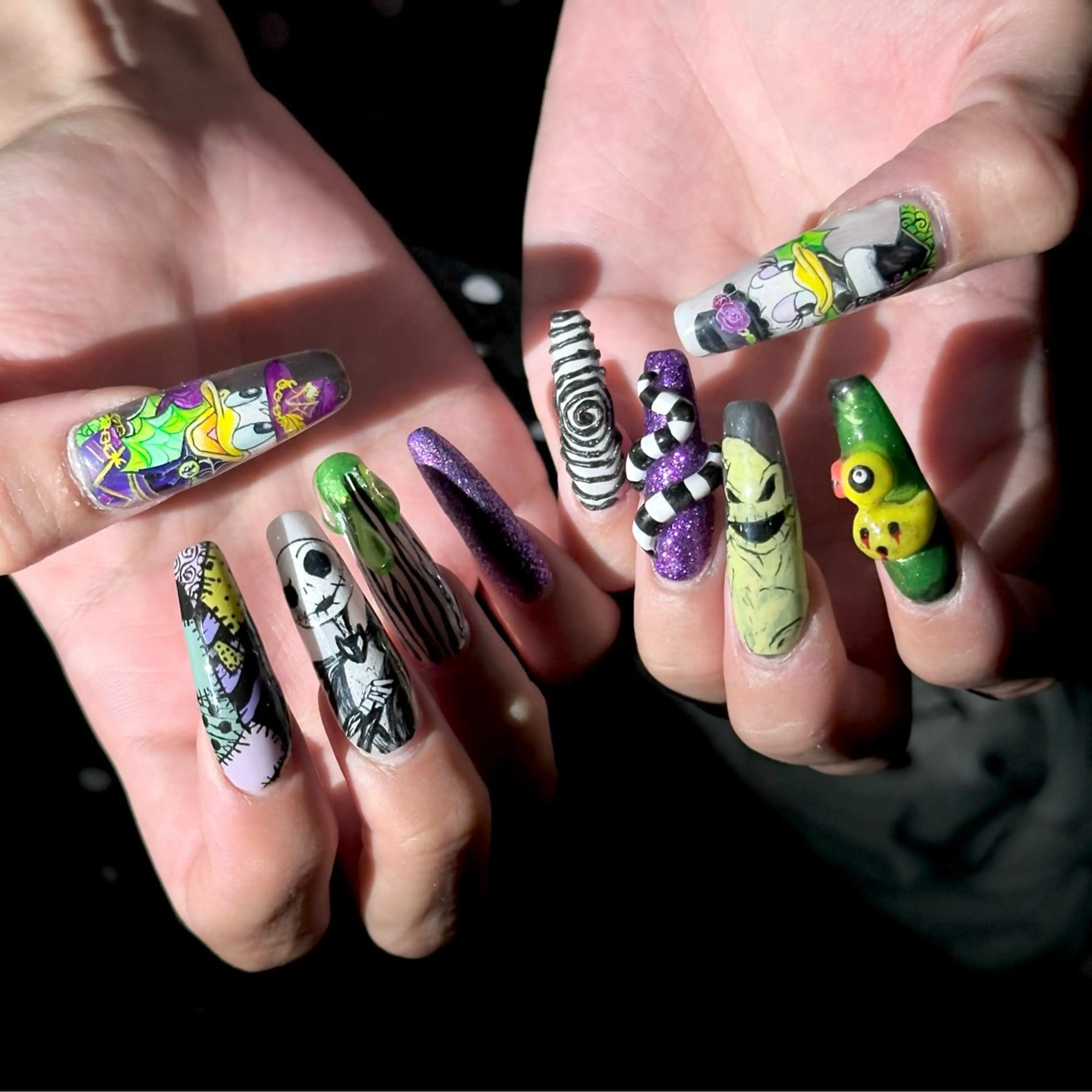 ネイル ハロウィン キラキラネイル ハンドネイル Nail Salon Lillion【リリオン】所属・lillion karenのネイルデザイン