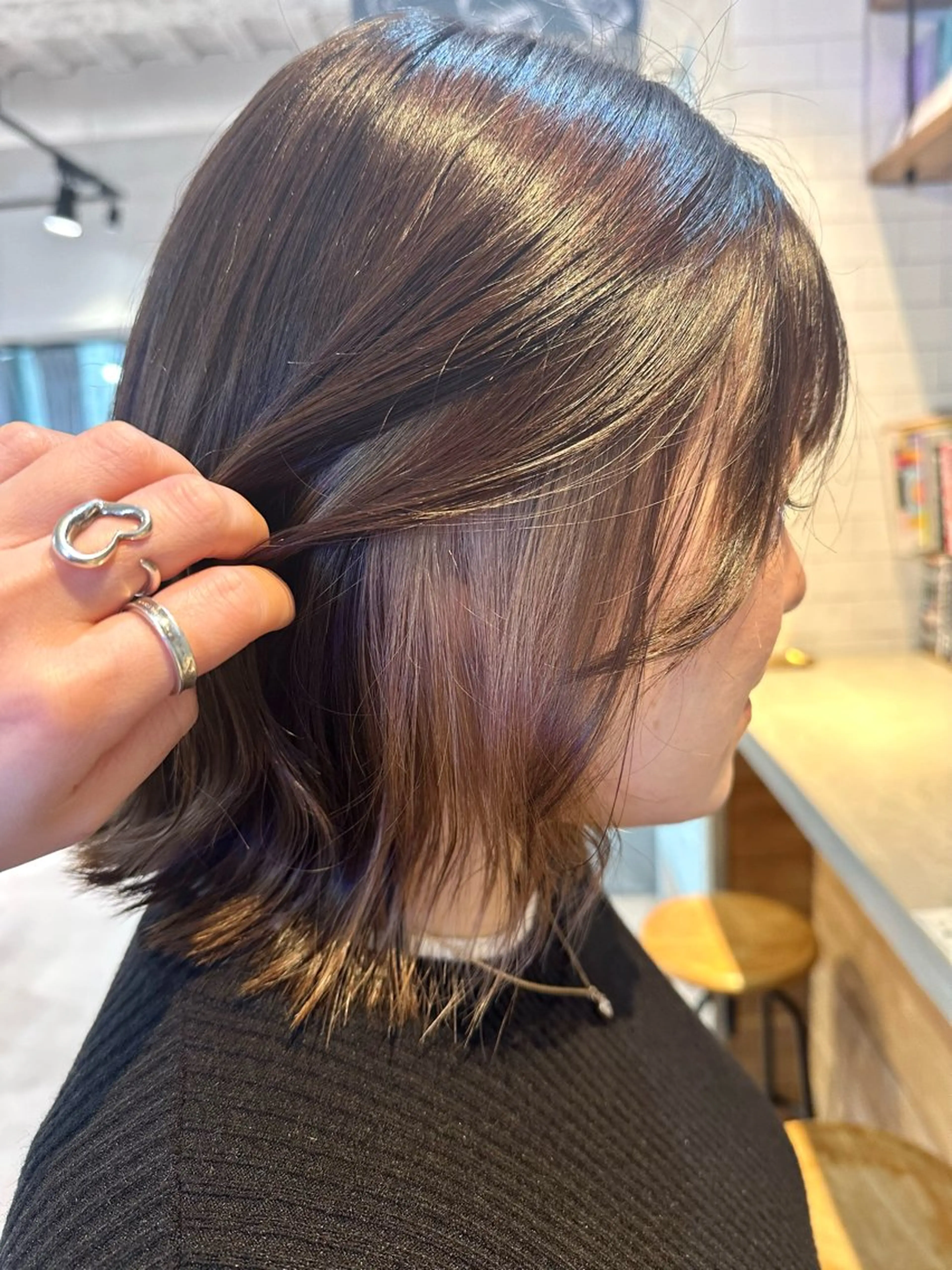 ミディアム カラー ベージュカラー ブリーチ ミルクティーベージュ ヘアカラー トリートメント 七井 香奈 (なないかな)のヘアスタイル