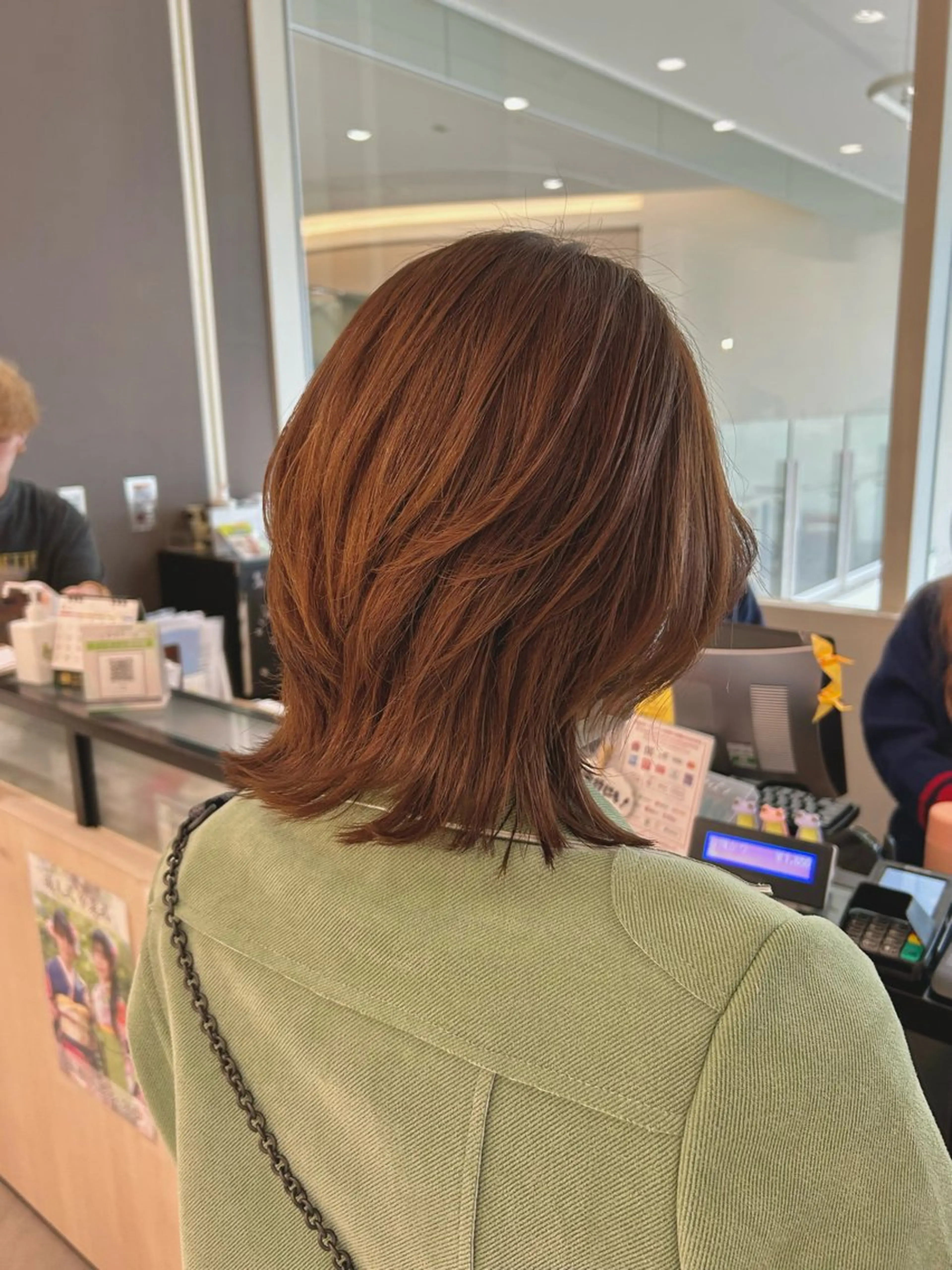 ミディアム 森川 颯香のヘアスタイル