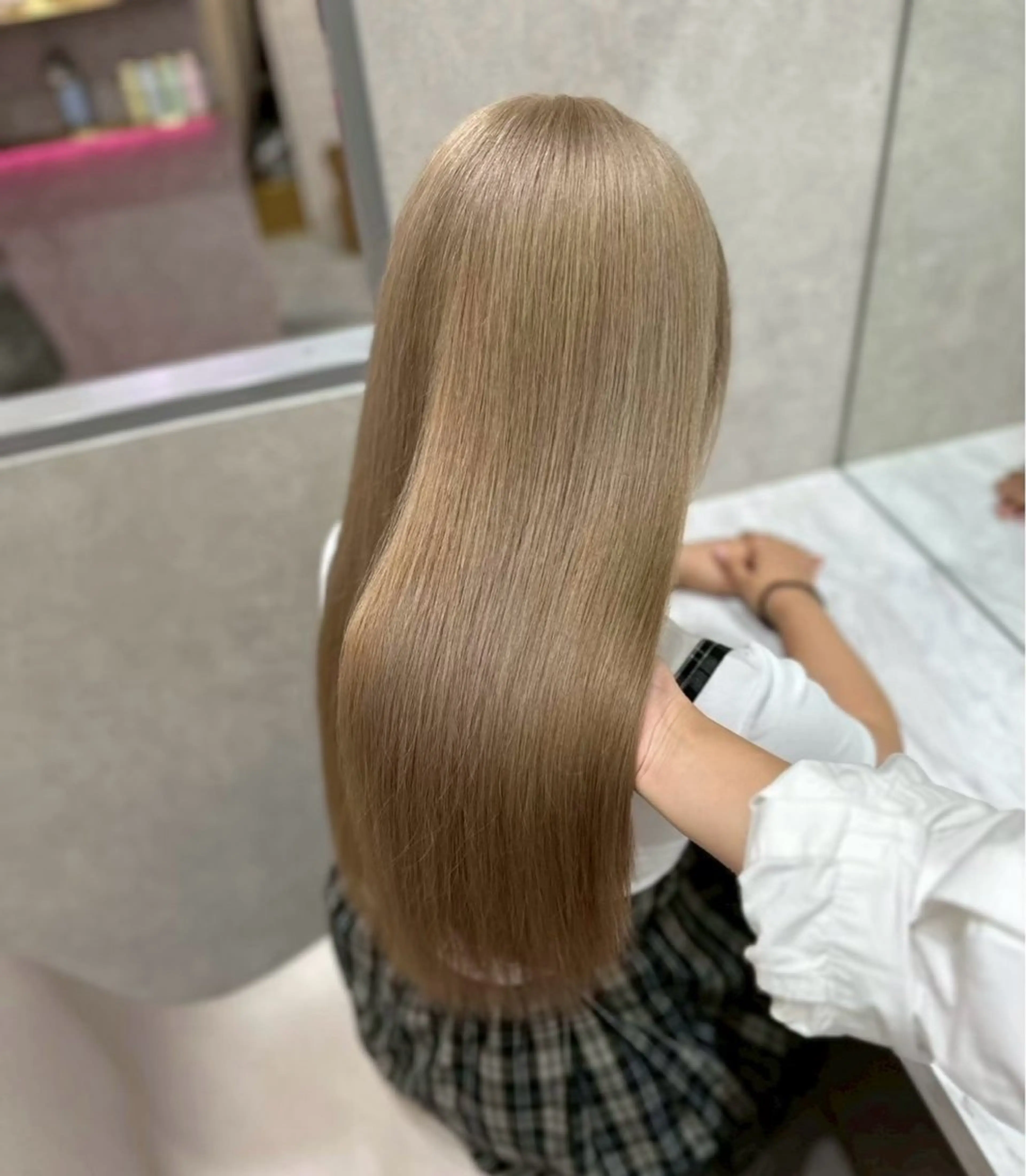 ロング 髪質改善 韓国風ヘア ワンホンヘア 🎀透明感ブラウ ンshizuka🎀のヘアスタイル