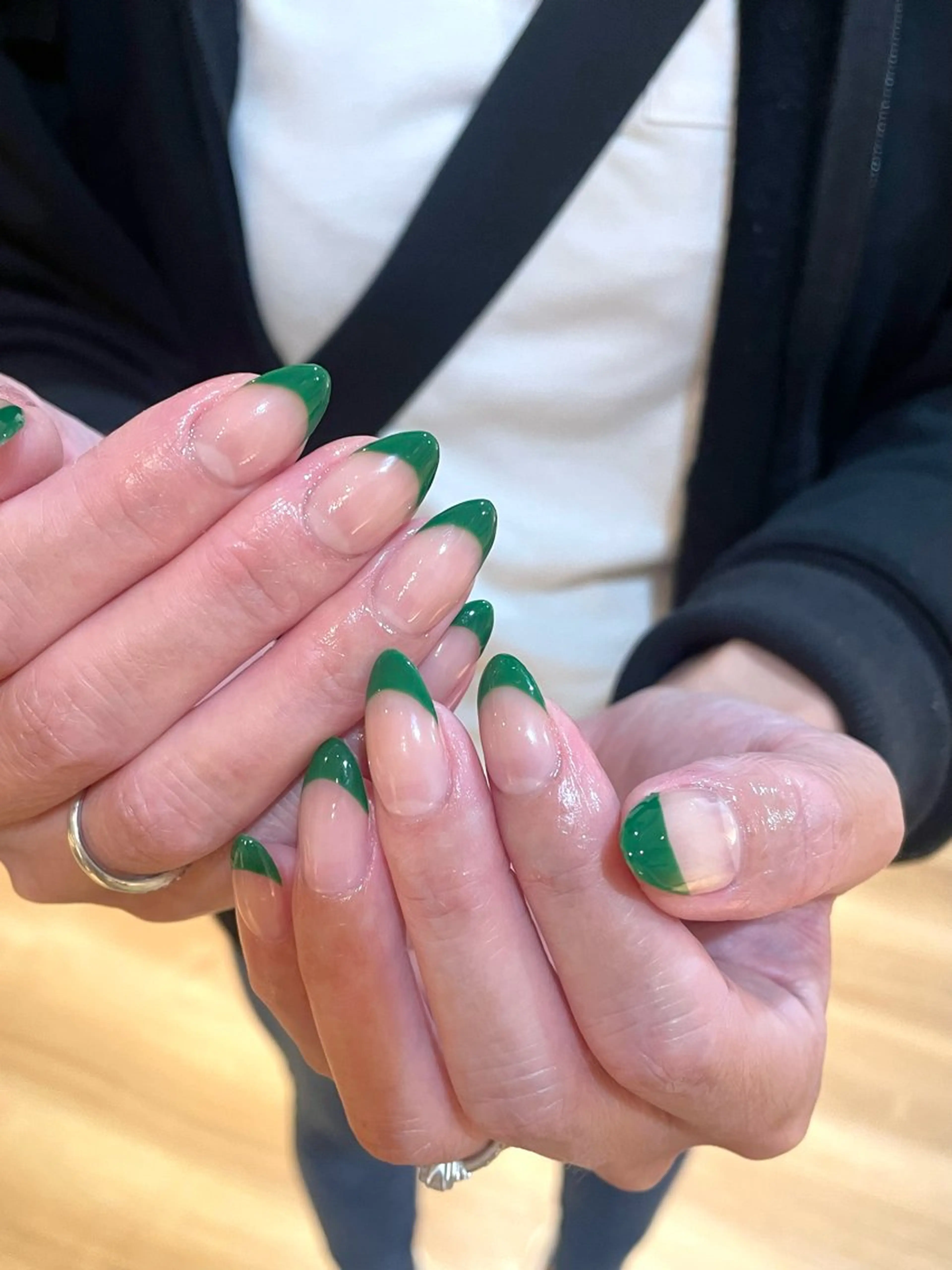 オフありジェルフレンチ(オフ代別 ※説明欄に記載)の写真