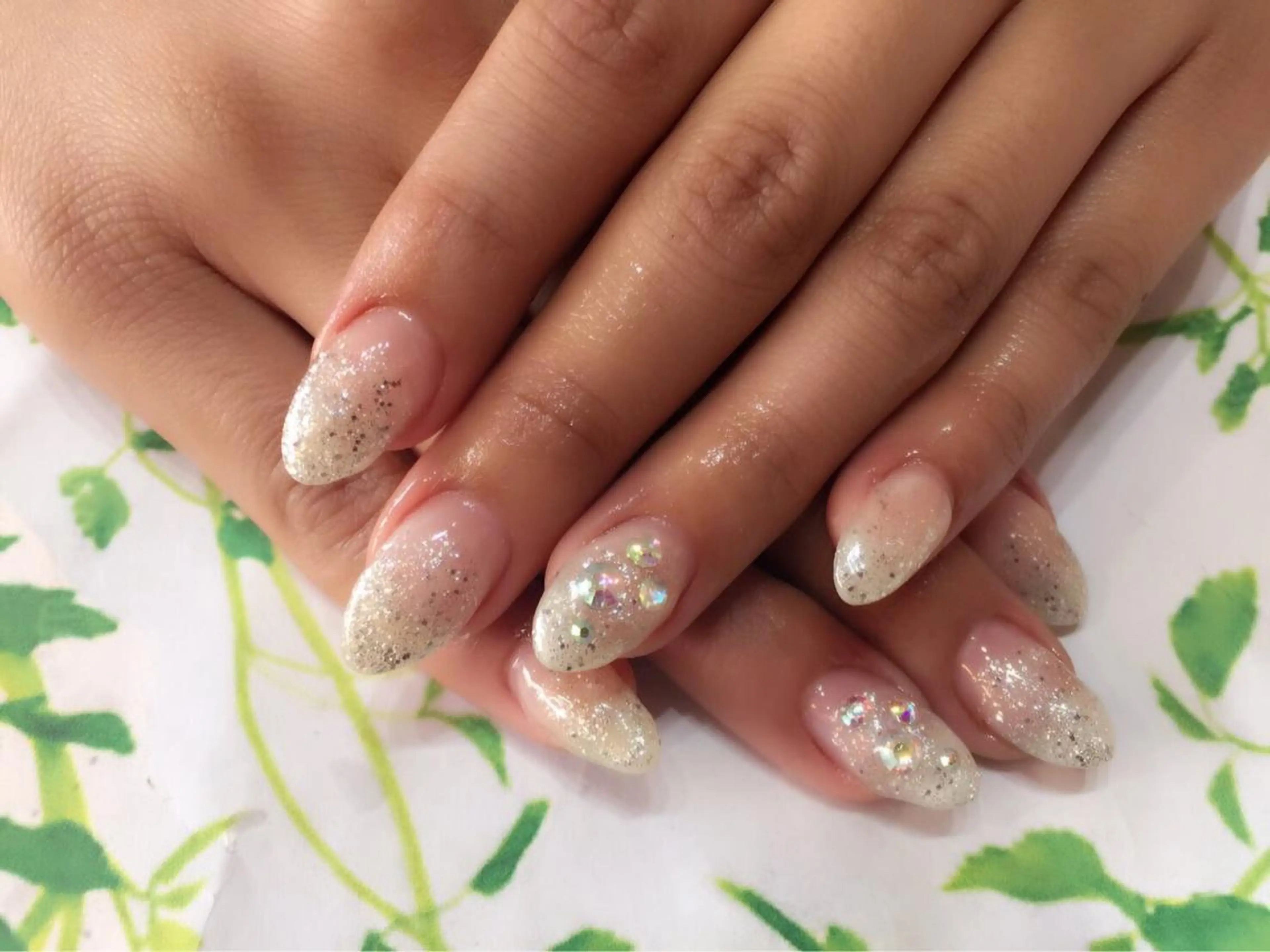 ネイル グラデーション ラメ(グリッター) ラメグラデーション スカルプネイル a yakaのネイルデザイン