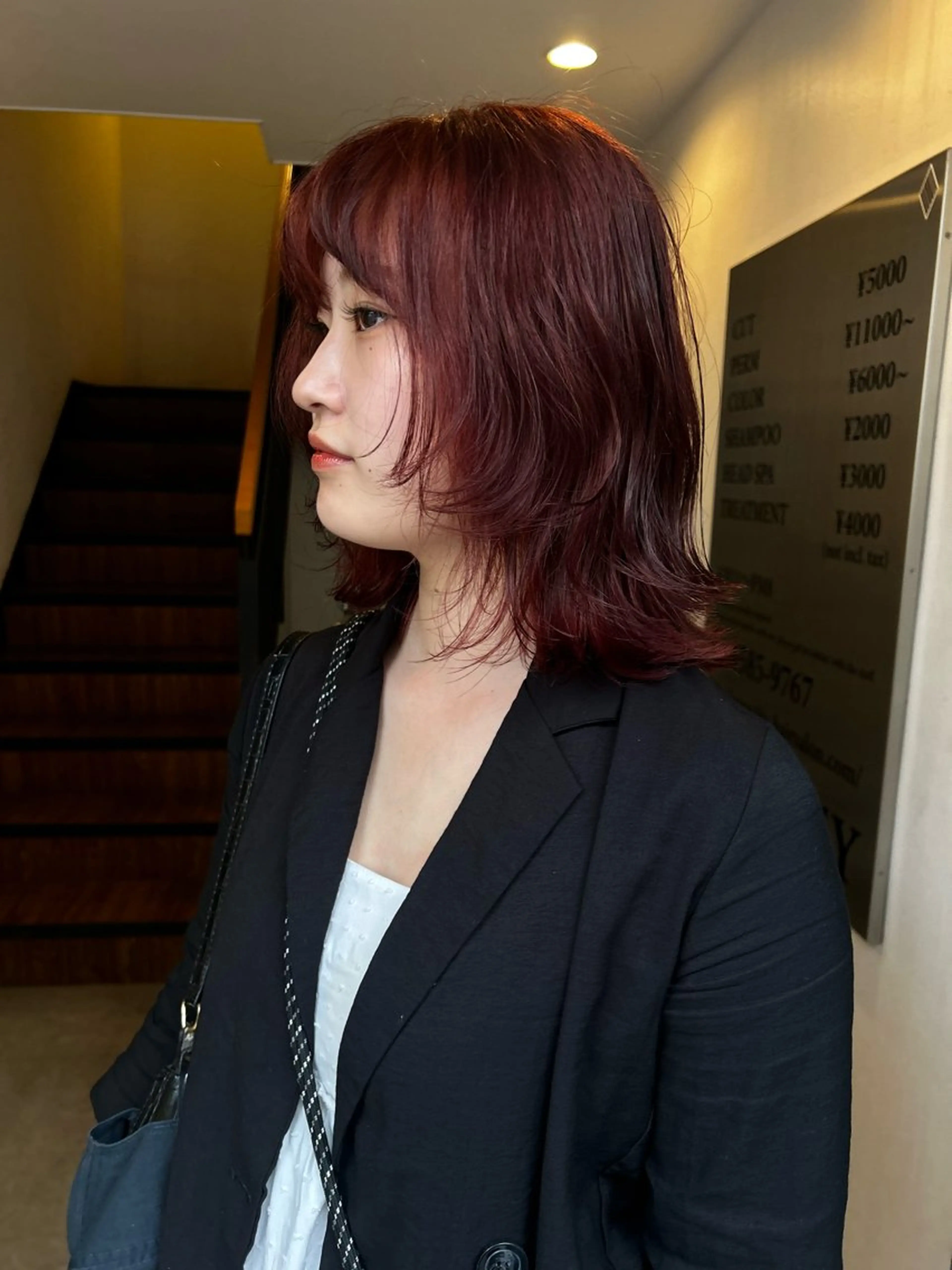 ミディアム カット ヘアカラー トリートメント hen所属・心斎橋/レイヤー/ ブリーチ/モエのヘアスタイル