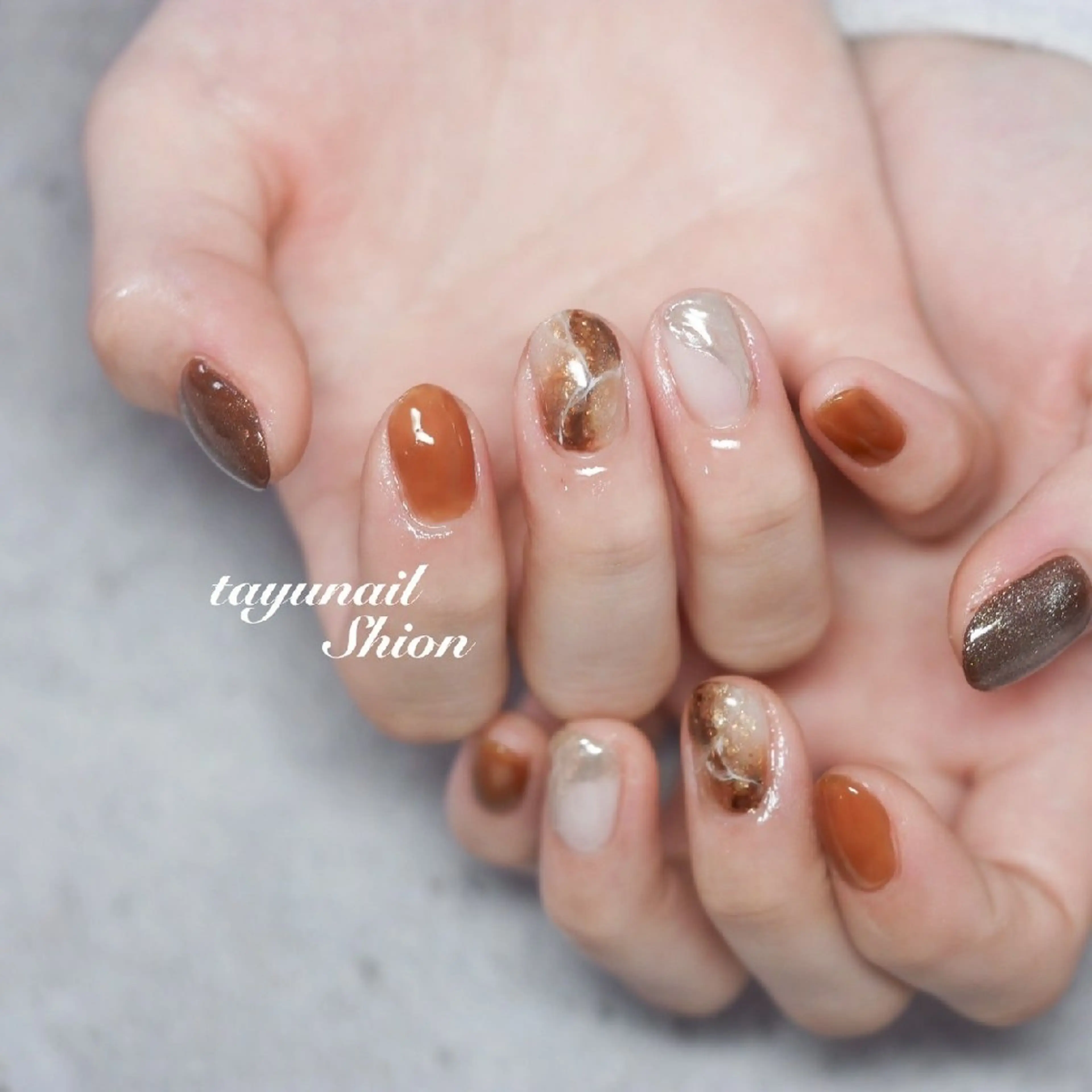 ネイル ブラウン ジェルネイル ニュアンスネイル パラジェル 冬ネイル ネイルサロン・ネイルスクール　たゆnail所属・ネイルサロン 【たゆnail】のネイルデザイン