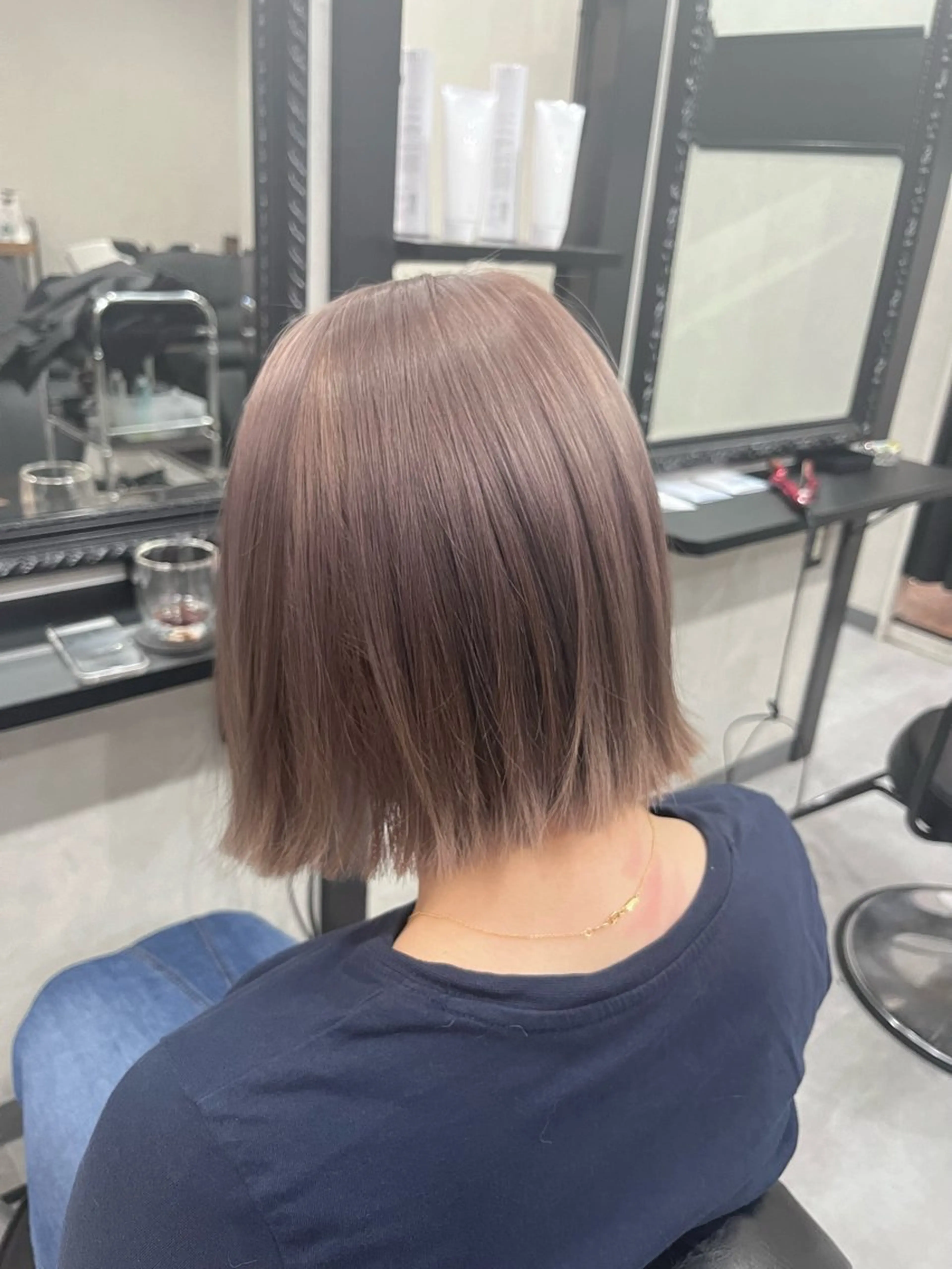 ロング カラー ヘアカラー ハイトーンカラー🩶 大阪/kanonのヘアスタイル