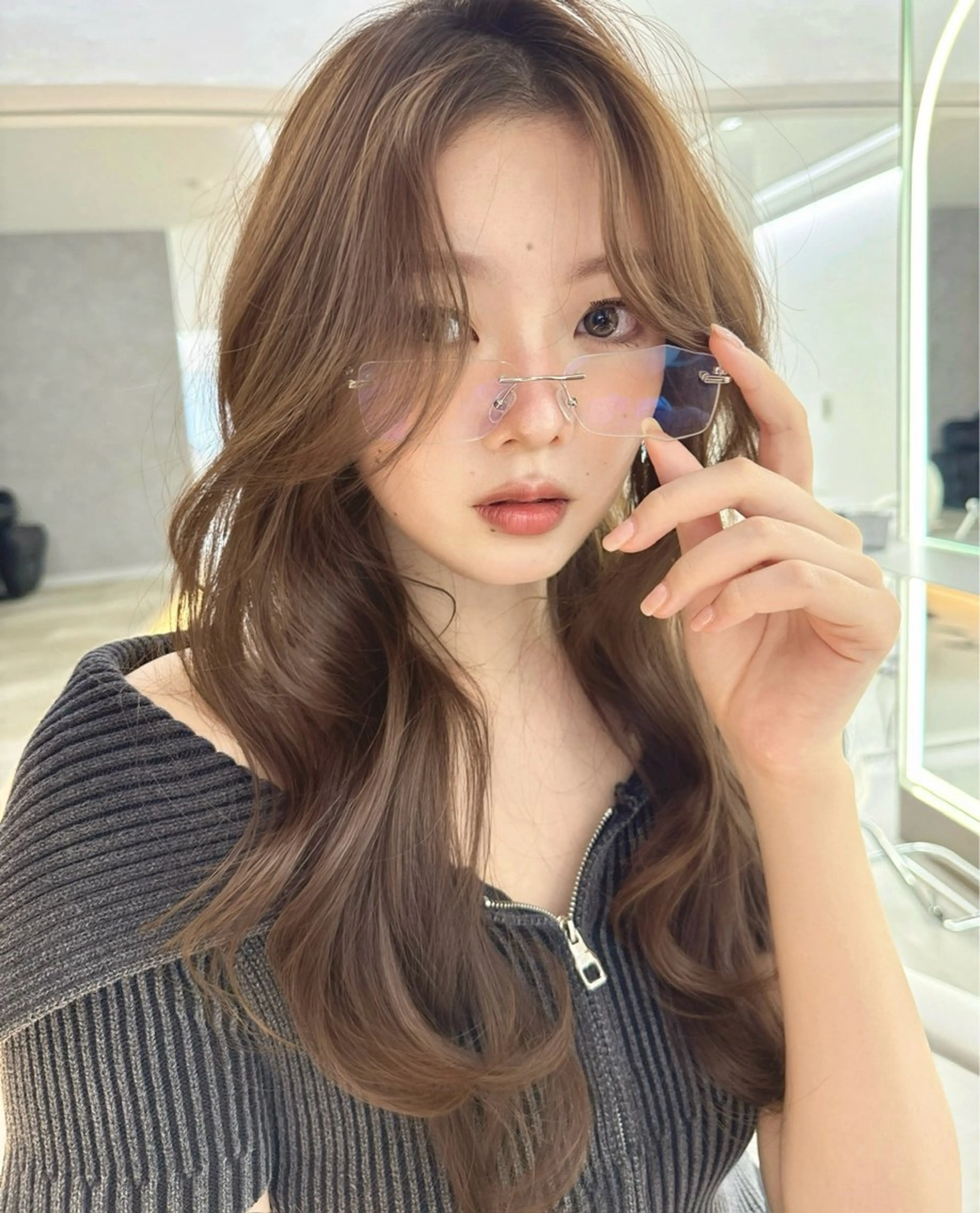 16日20時限定❣️勉強会モデルさん募集中❣️レイヤーカットさせてくださる方を募集中✂️トリートメントサービス有の写真