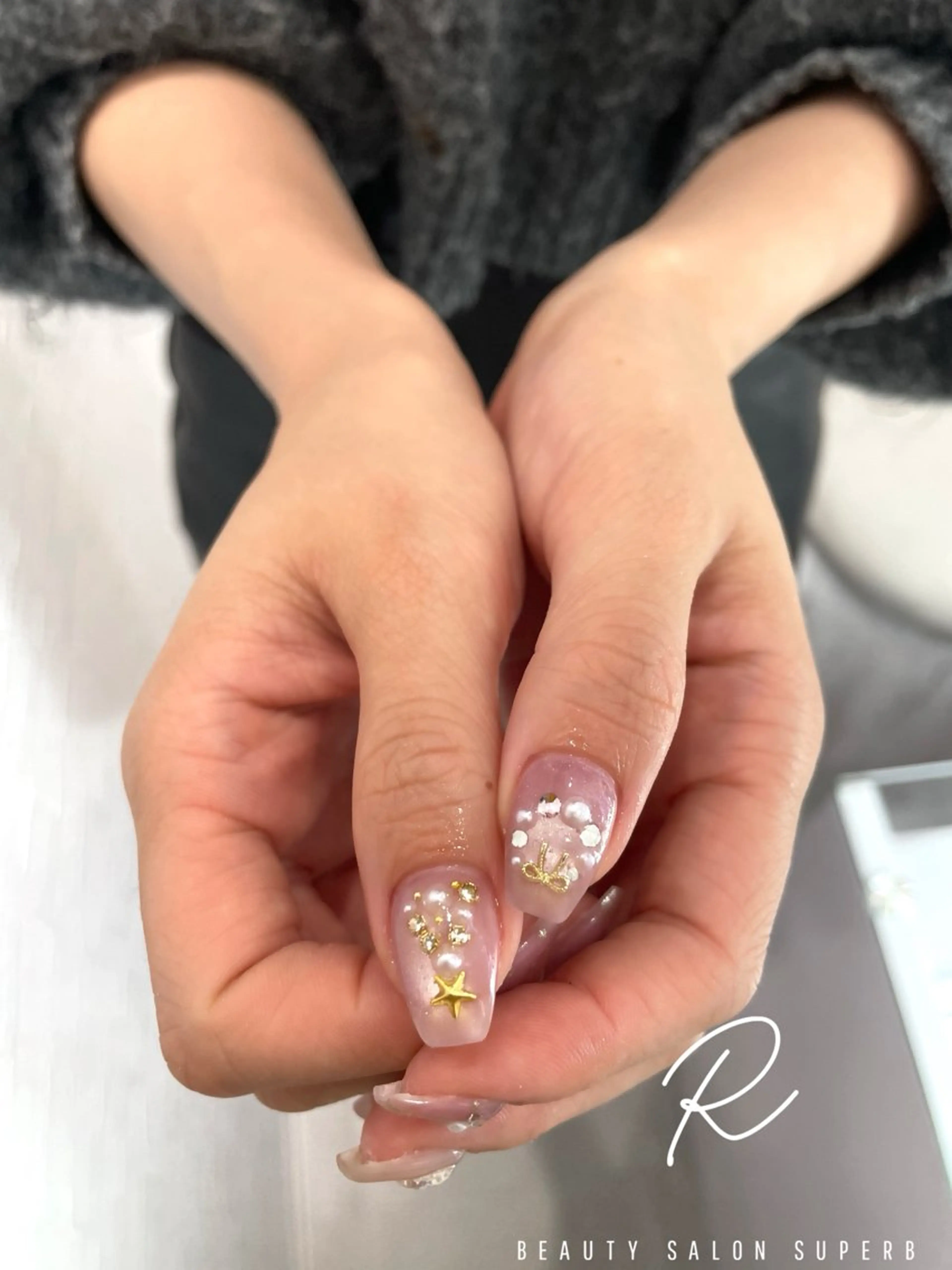 ネイル R MIIのネイルデザイン