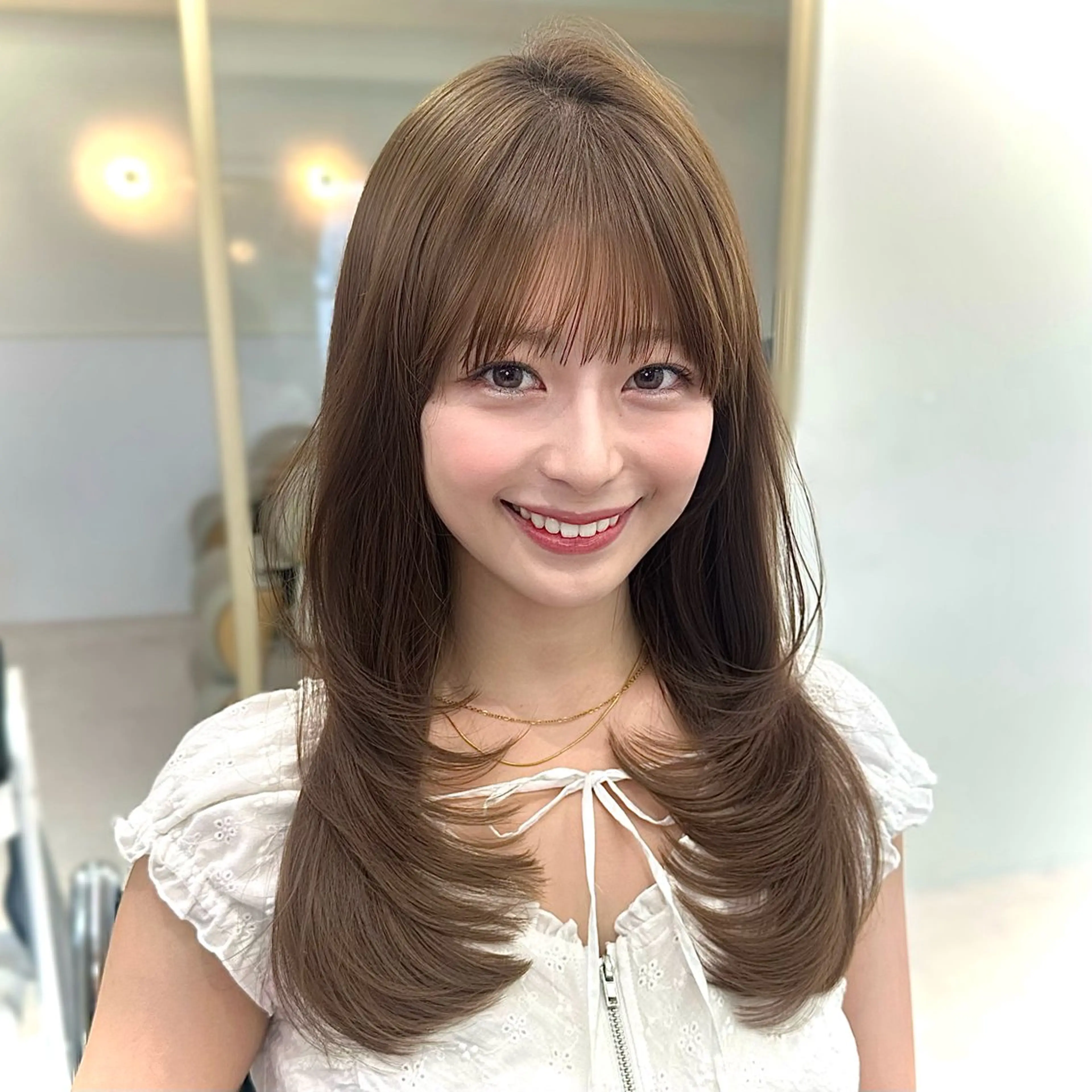 セミロング カラー 顔周りcut/ 艶ワンカラー♥ちさきのヘアスタイル