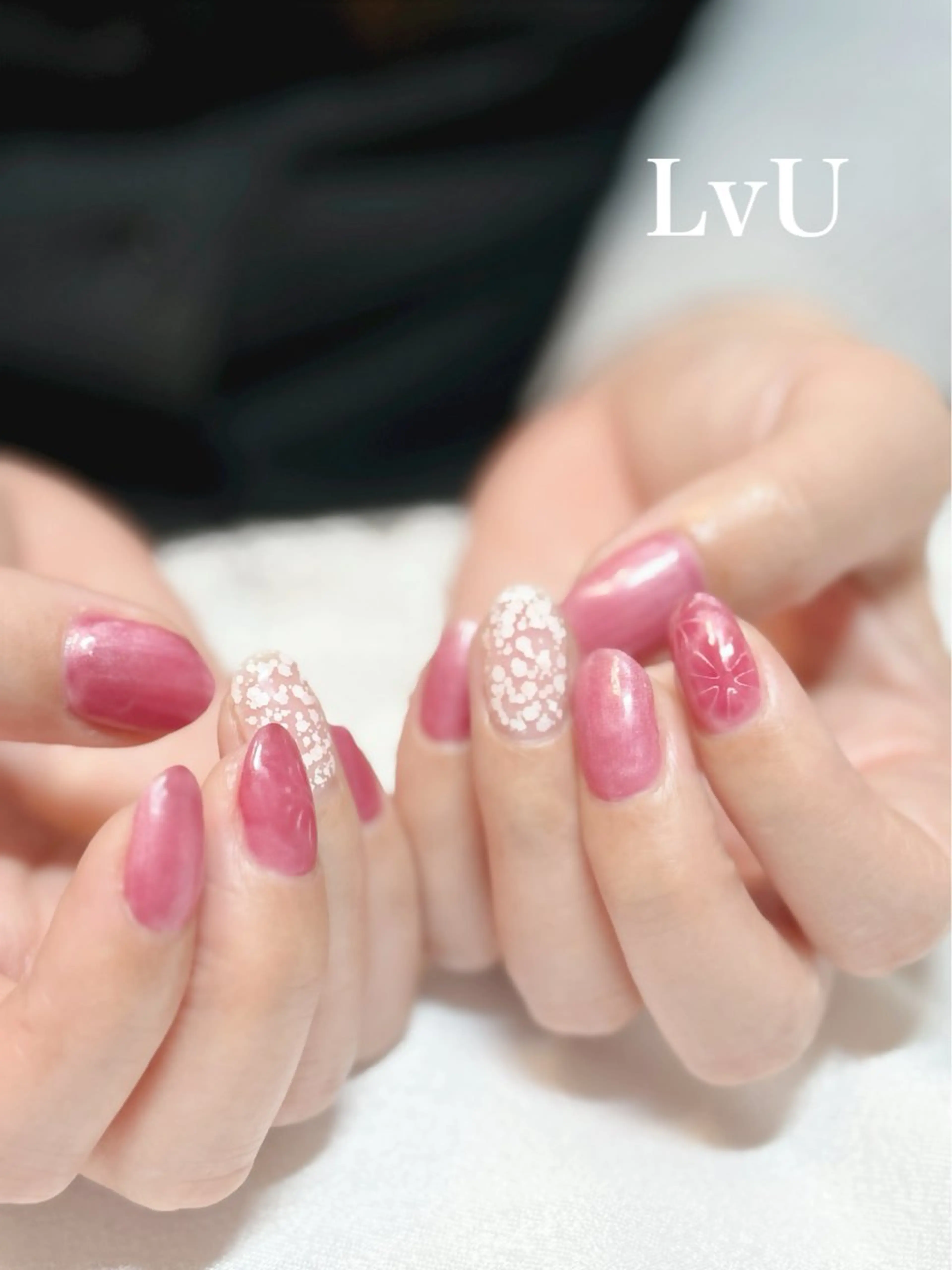 ネイル フラワーネイル マグネットネイル ハンドネイル ハンドケア LvU(ラブユー) Asayamaのネイルデザイン