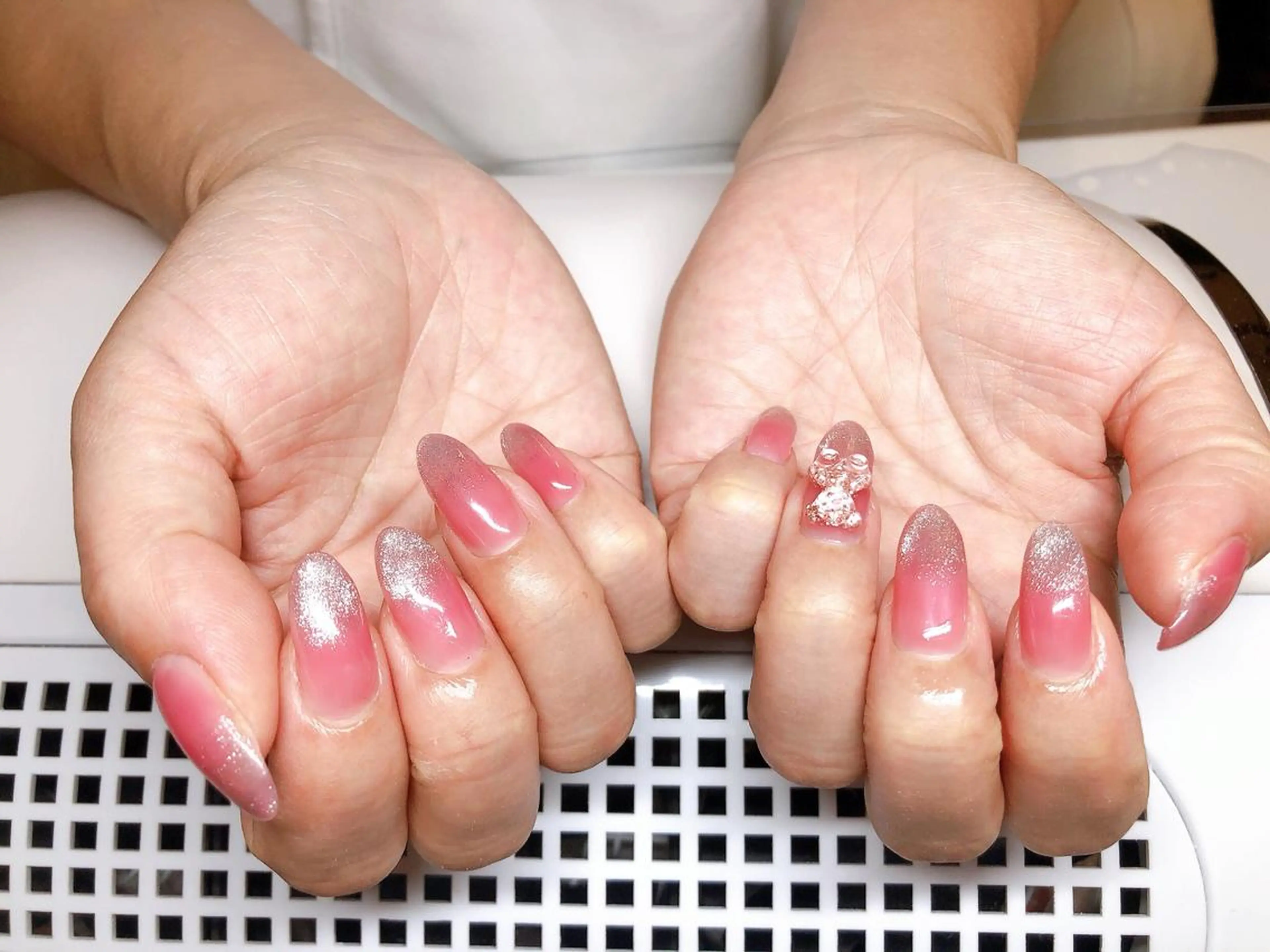 ネイル マグネットネイル 成美SALON eye&nailのマツエク・マツパデザイン