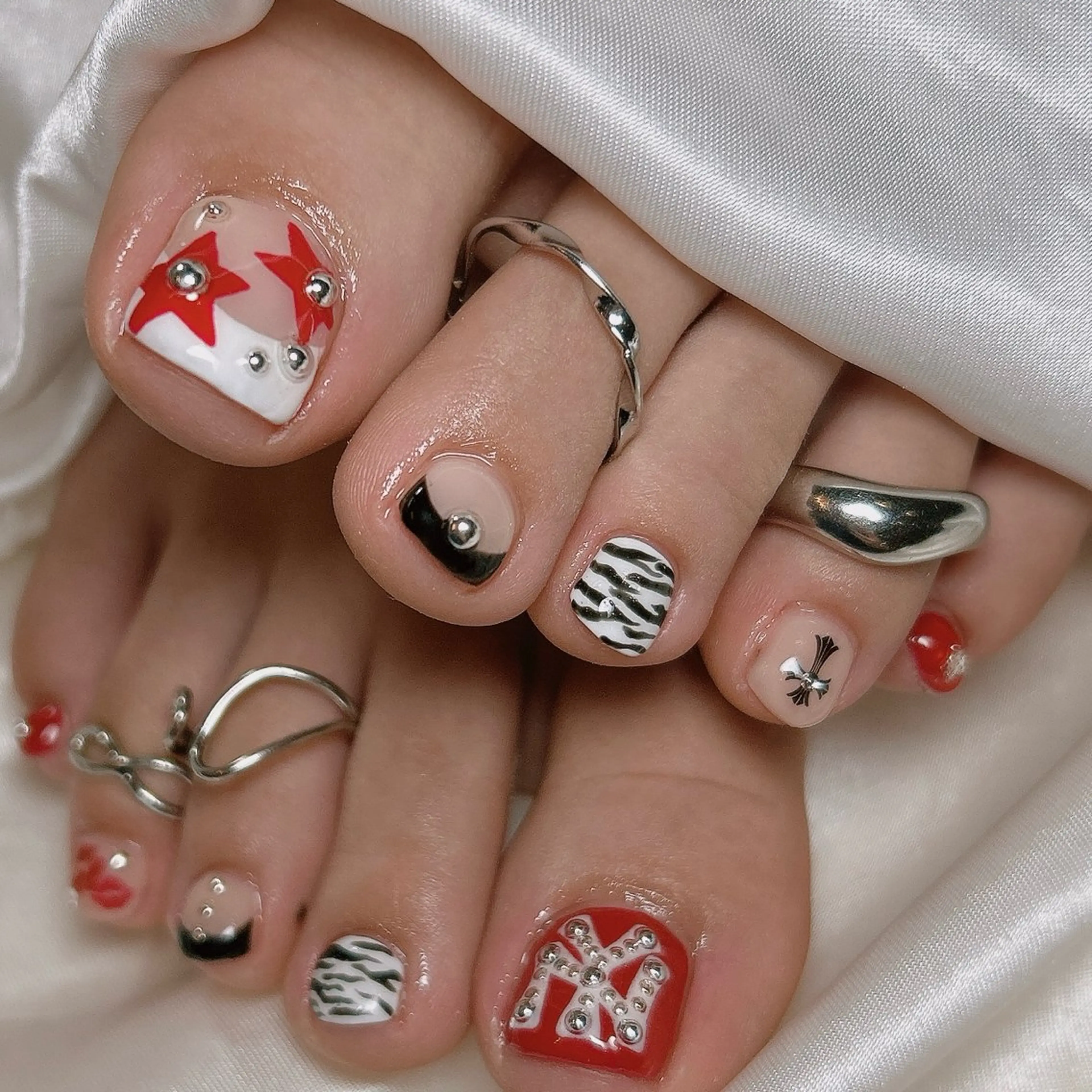 ネイル フットネイル junna のぞいてねのネイルデザイン