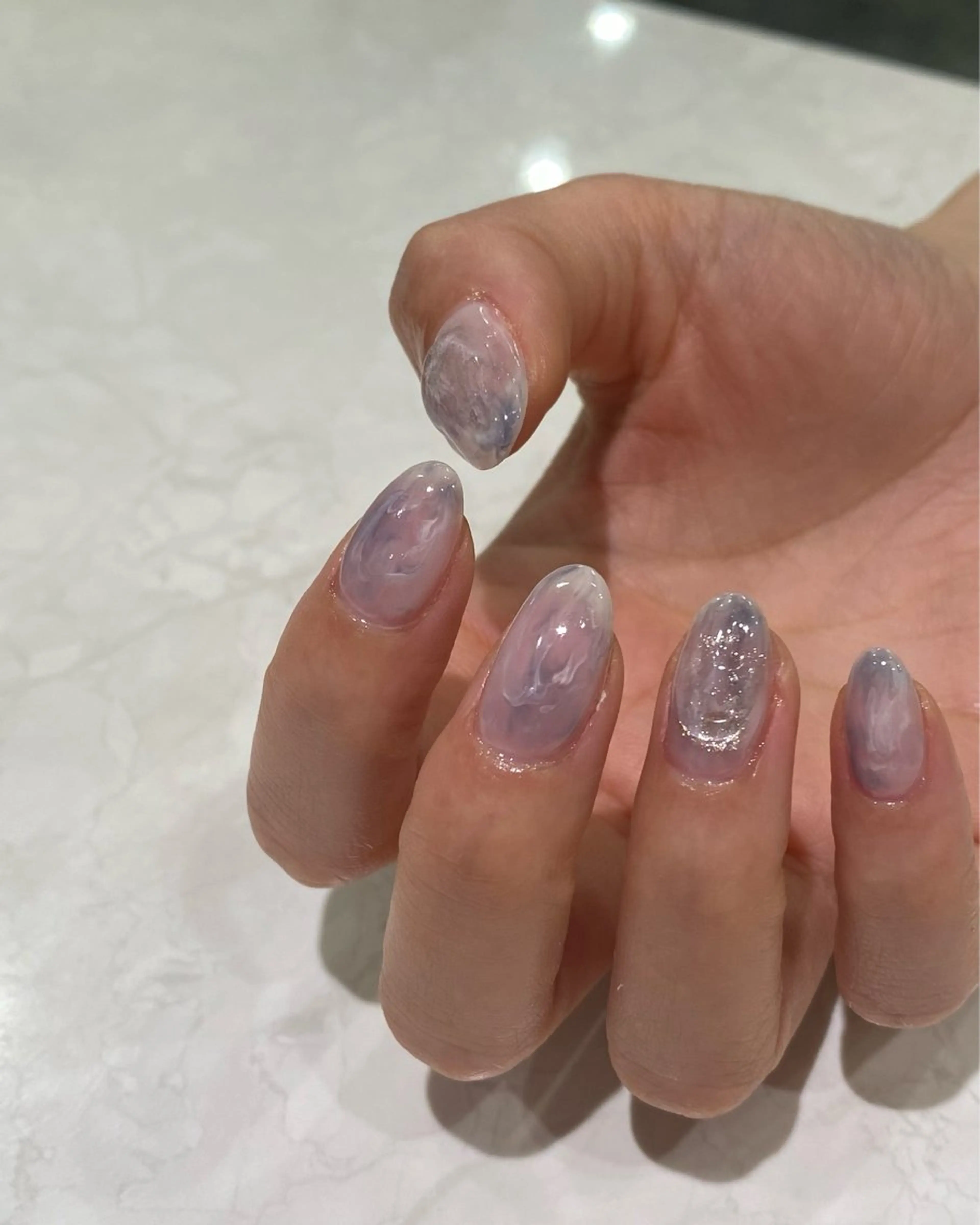 ネイル ホワイト ハンドネイル C. Ricoのネイルデザイン