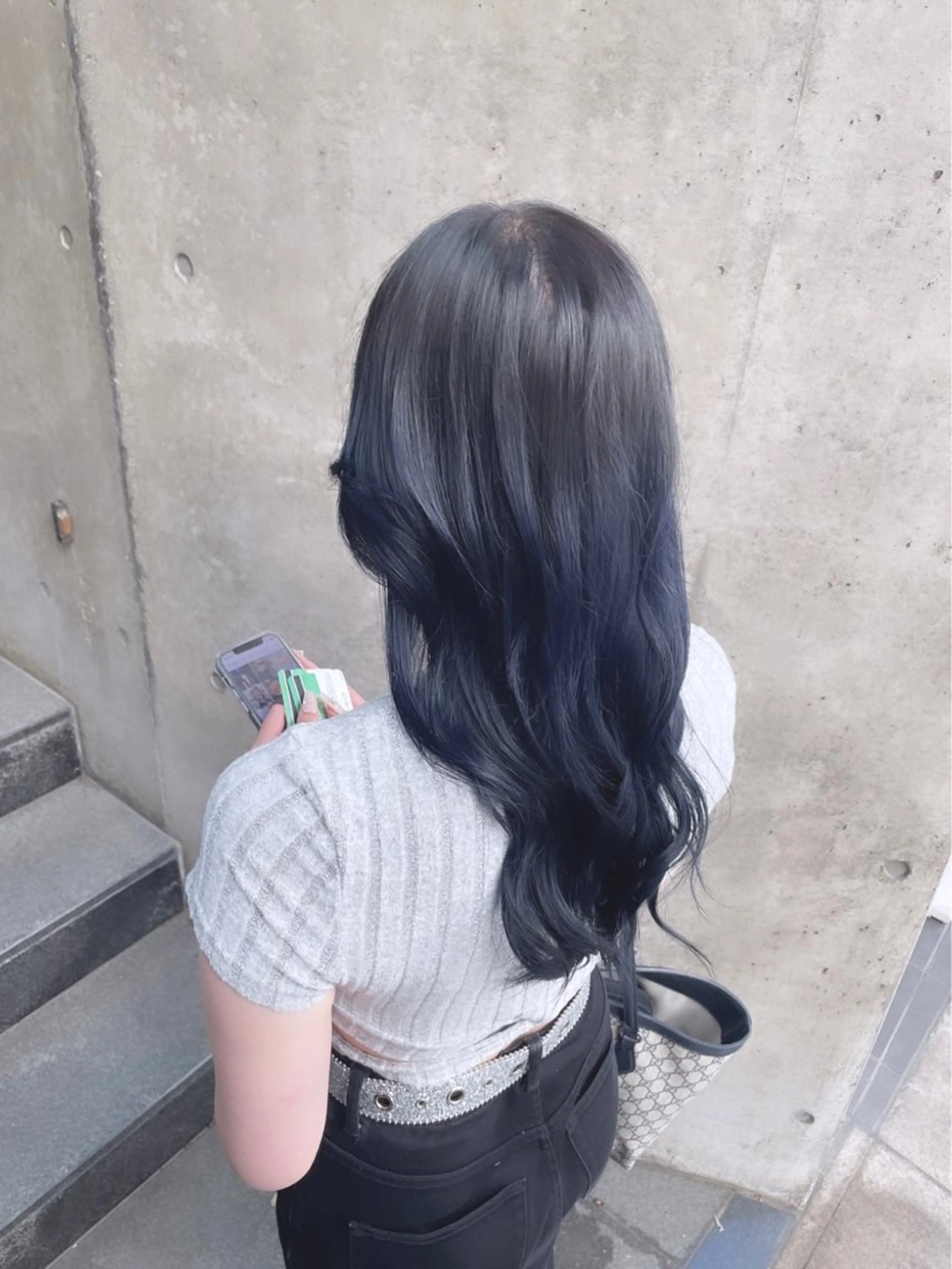 ロング カット ヘアカラー LEF TATEMACHI所属・西山祐生/ハイトーン /ケアブリーチ/艶髪のヘアスタイル