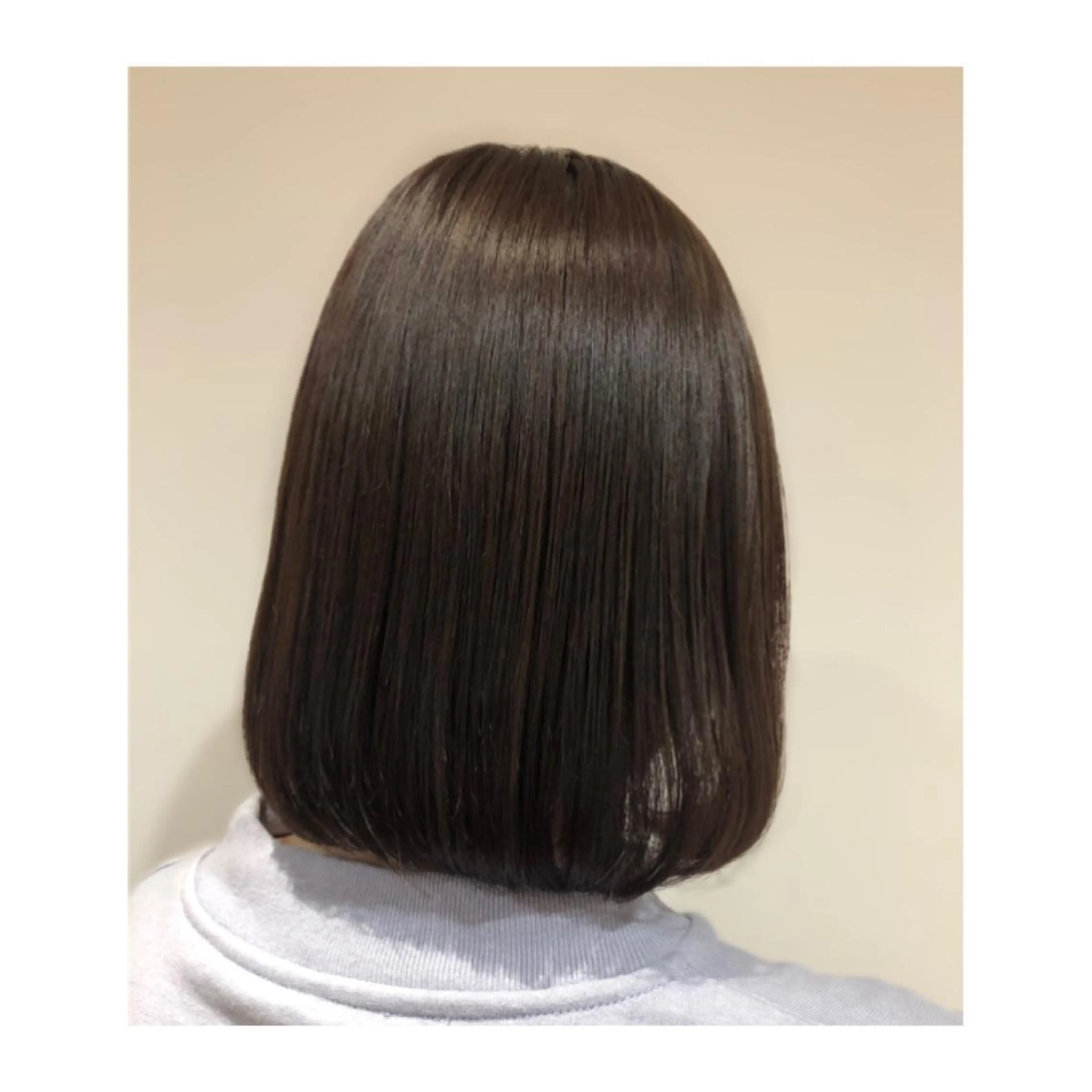 ミディアム 縮毛矯正 まちだ ひとみのヘアスタイル