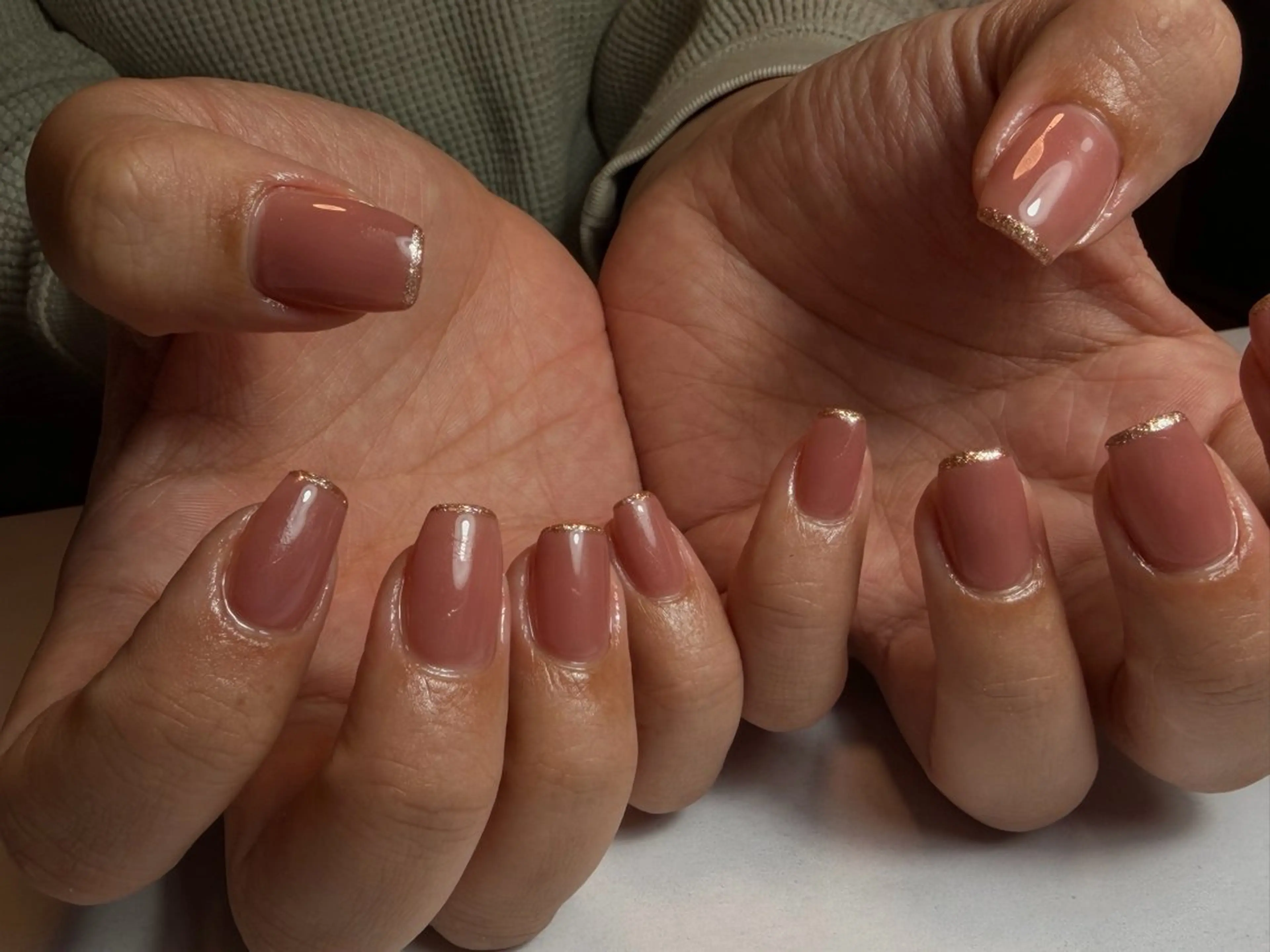 ネイル フレンチネイル ラメ(グリッター) オフィスネイル ワンカラーネイル シンプルネイル Mano Nailのネイルデザイン