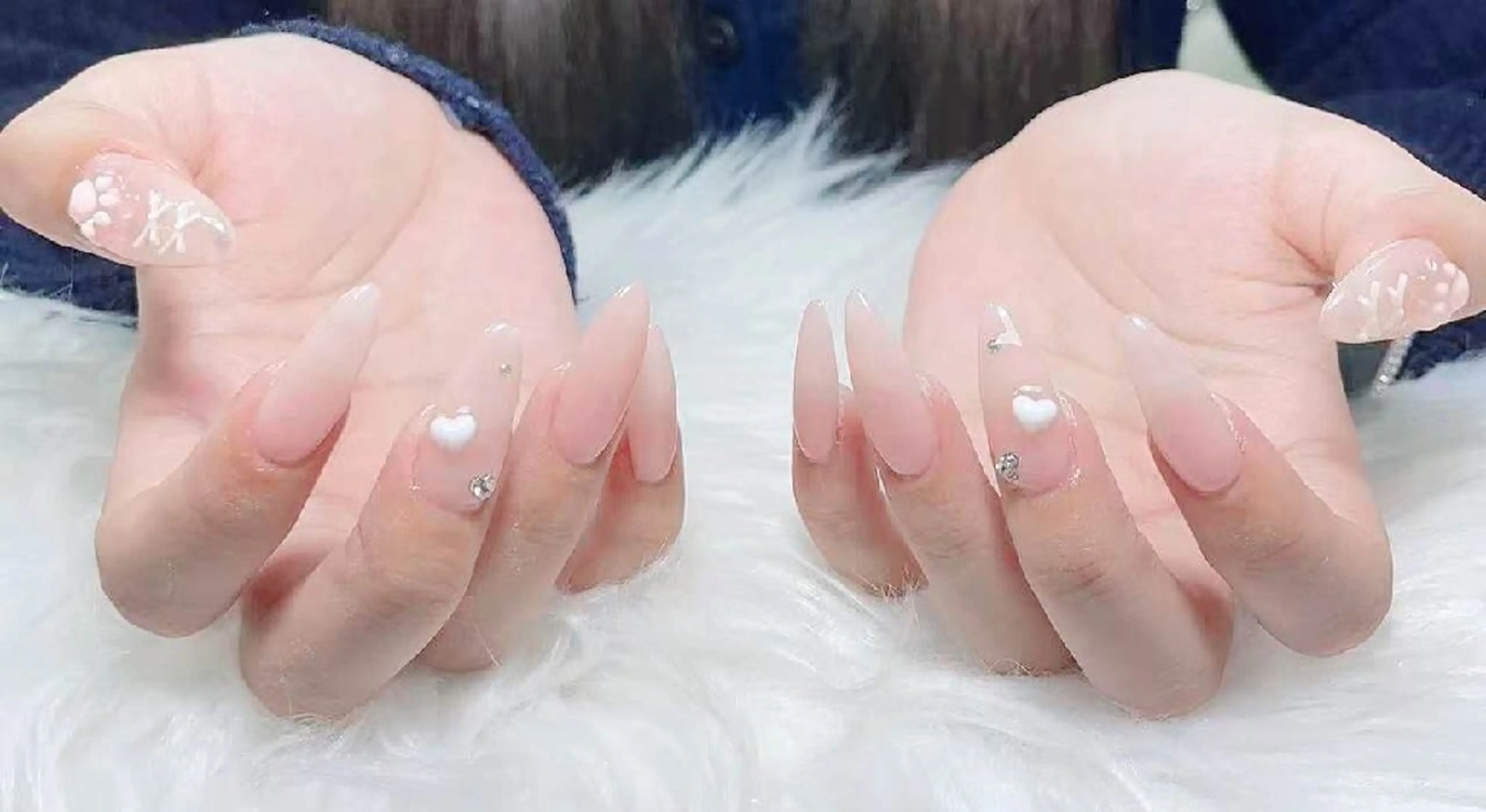 ネイル 小島 阿佑美のネイルデザイン