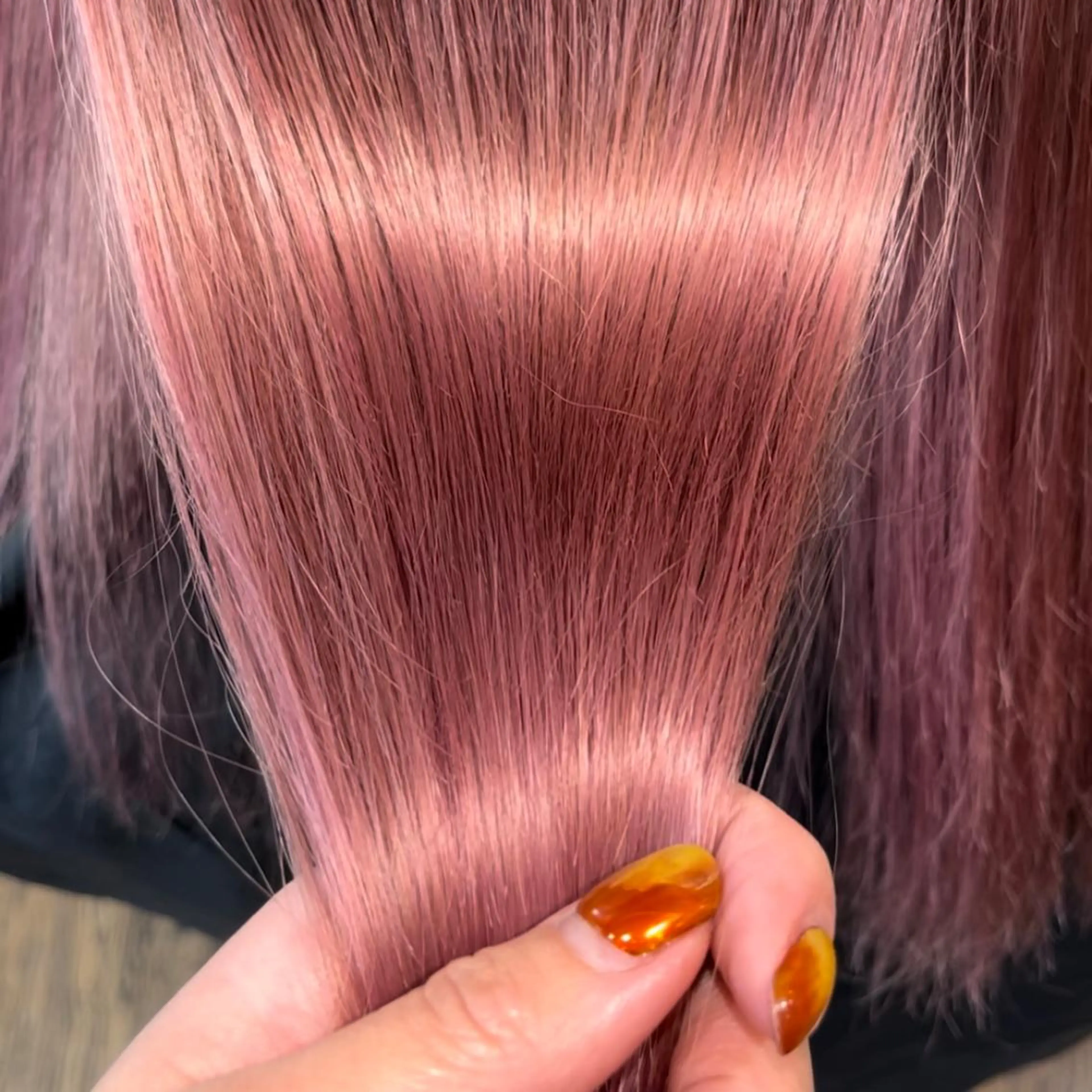 ロング カラー 中村 友香のヘアスタイル