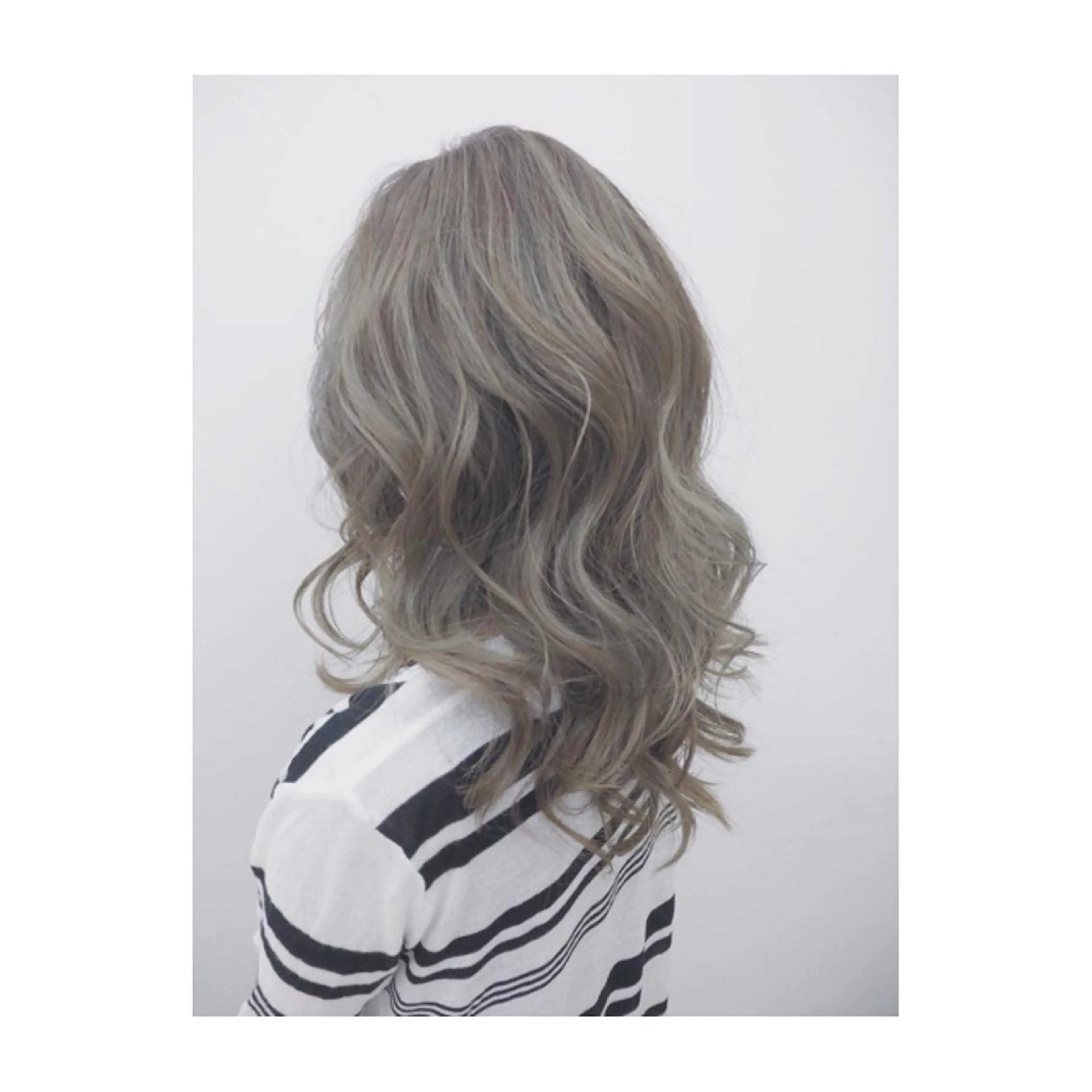 ミディアム カラー 永岡 鉄平のヘアスタイル