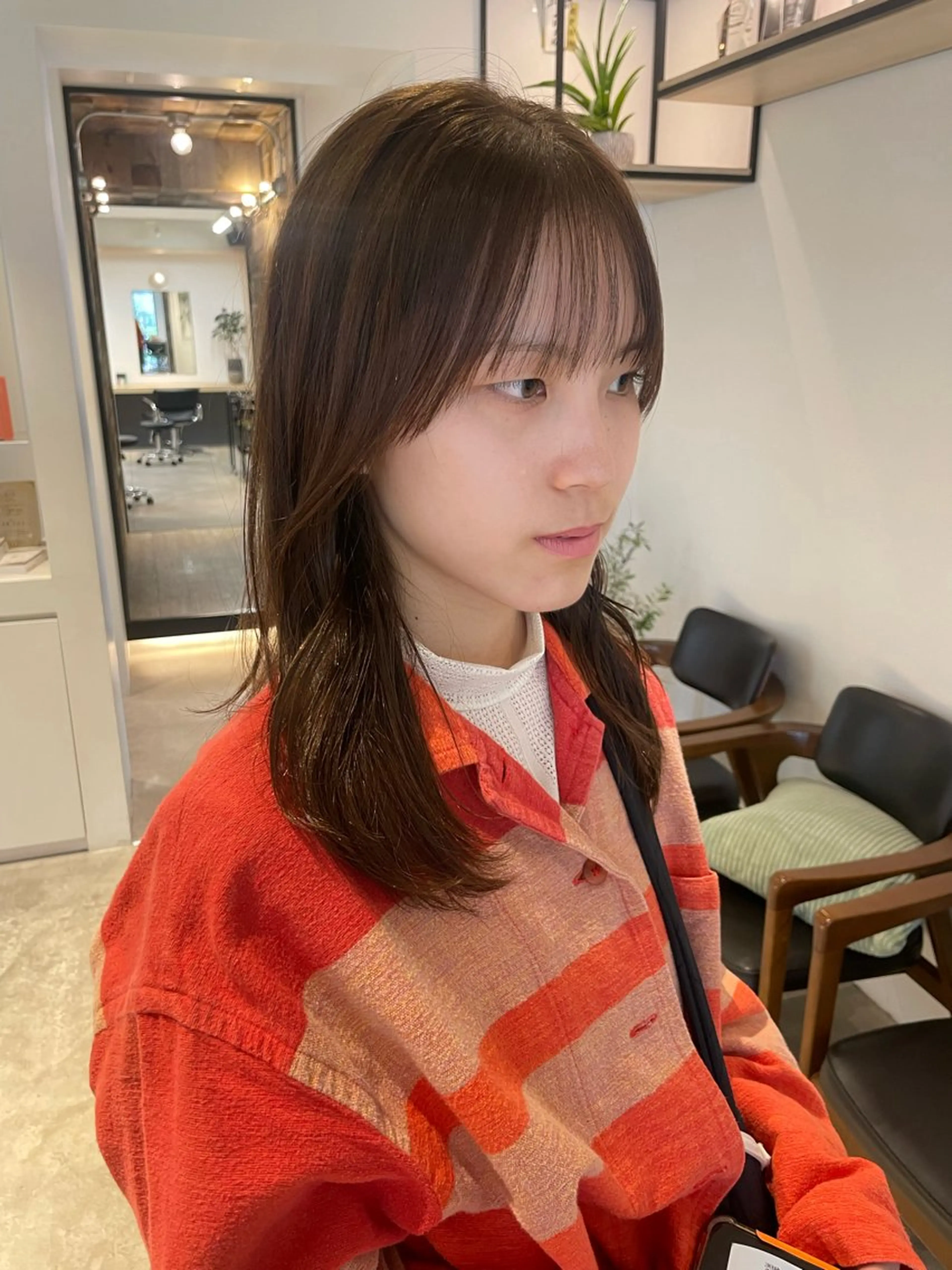 セミロング カラー ヘアアレンジ 顔まわりレイヤー レイヤーカット トリートメント カット トリートメント ヘッドスパ ヘアセット SHEA.学芸大学所属・一箭 恵梧/ロングヘアのヘアスタイル