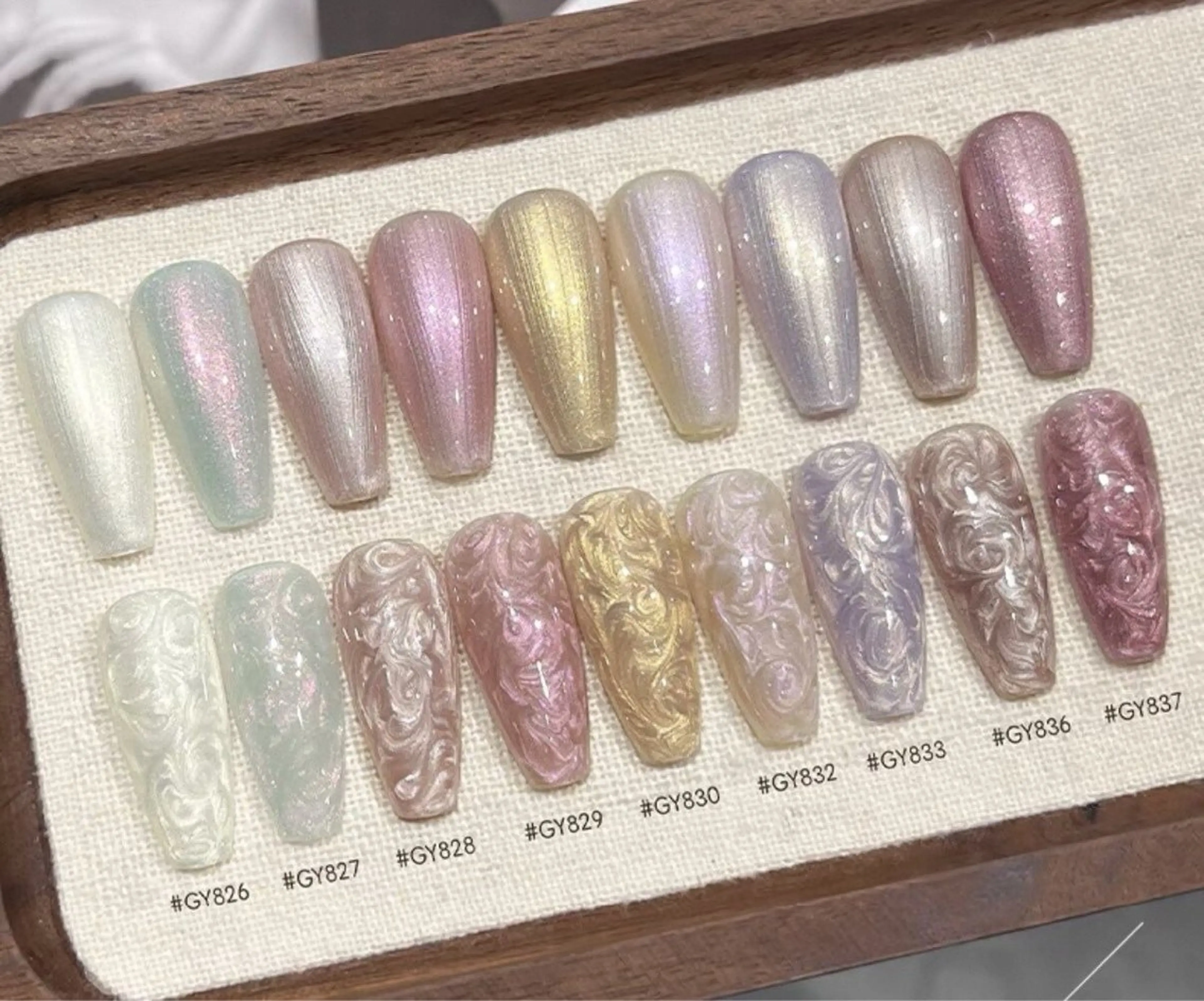 ネイル Fairyフェアリーネイルサロン所属・Nail Hibi サロンのネイルデザイン