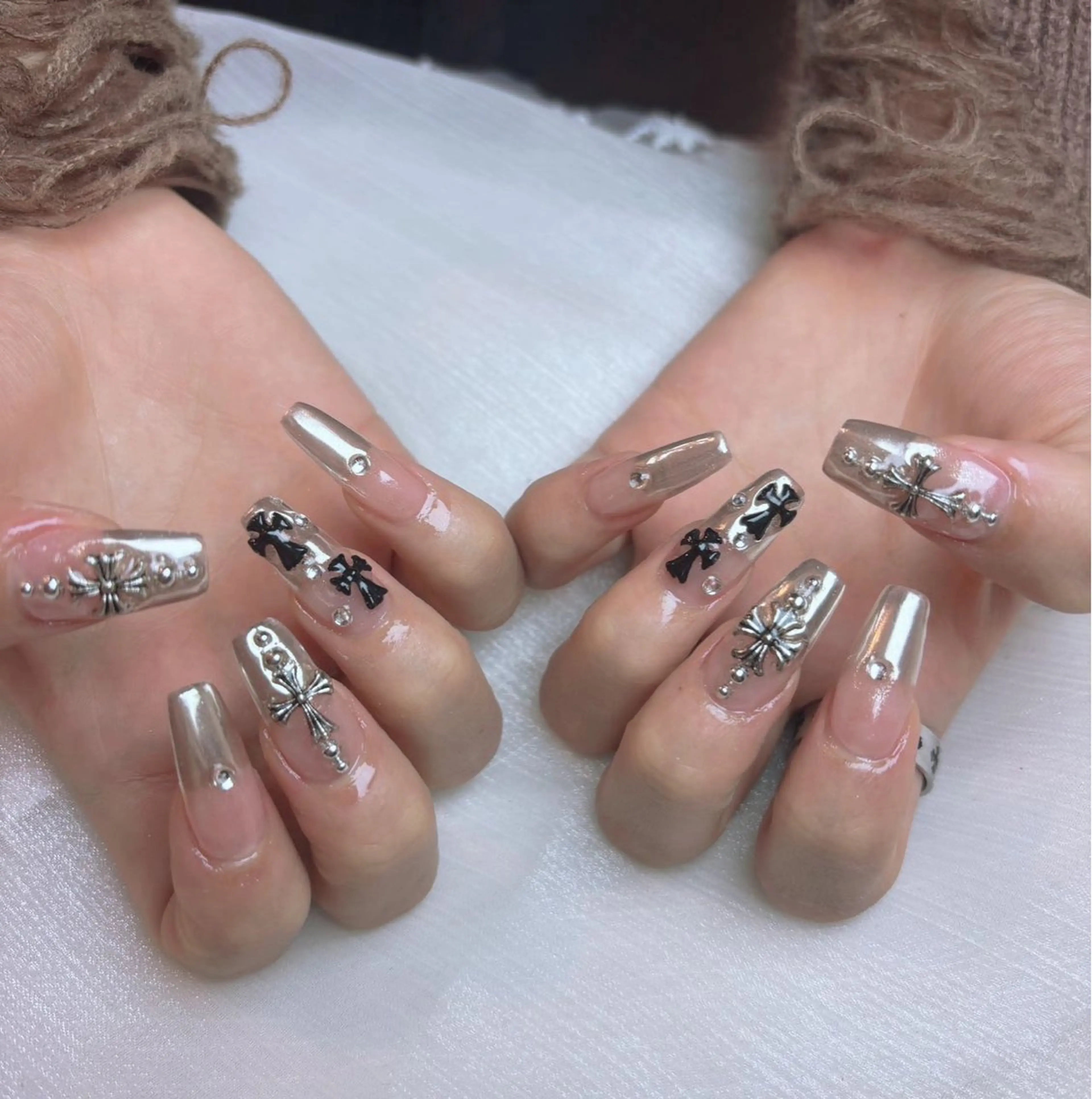 ネイル アートネイル フットネイル ジェルネイル ハート マグネットネイル Babarla　Nail　Salon所属・babarla Nailのネイルデザイン