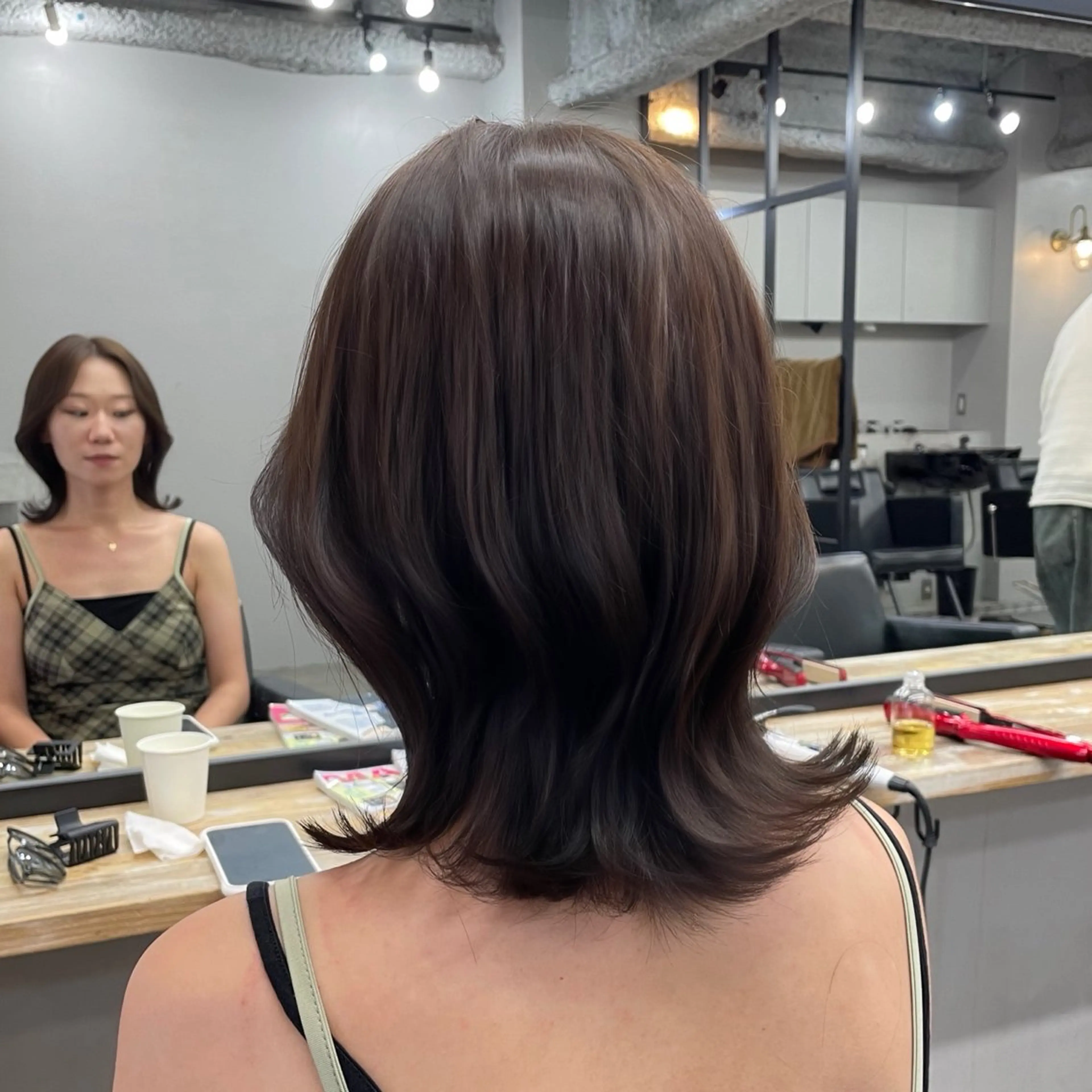 ミディアム カラー ヘアカラー 新宿/韓国ヘア/ 髪質改善ストレートのヘアスタイル