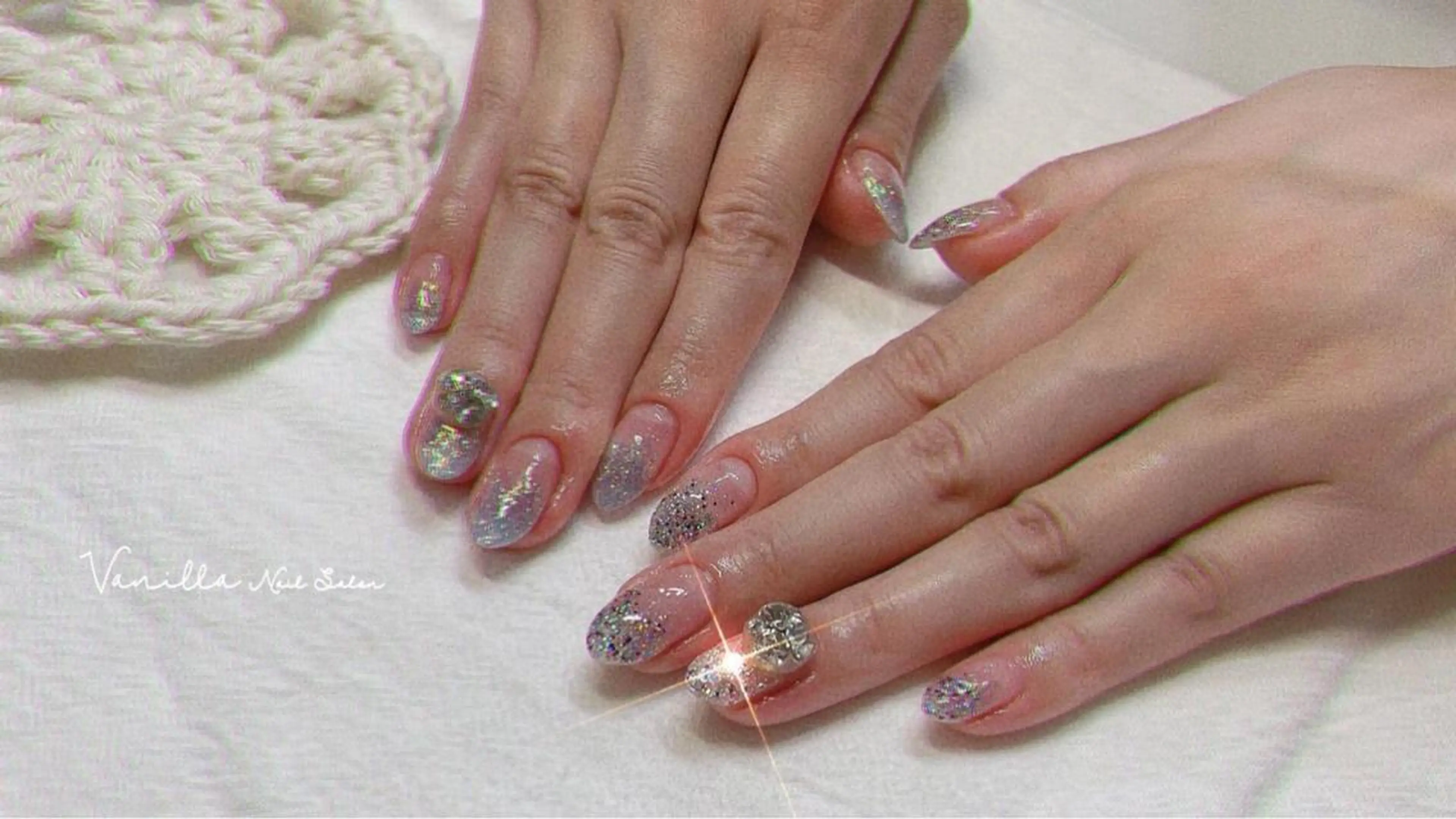 ネイル ストーンネイル ハンドネイル Vanilla ネイルサロン　西川口のネイルデザイン