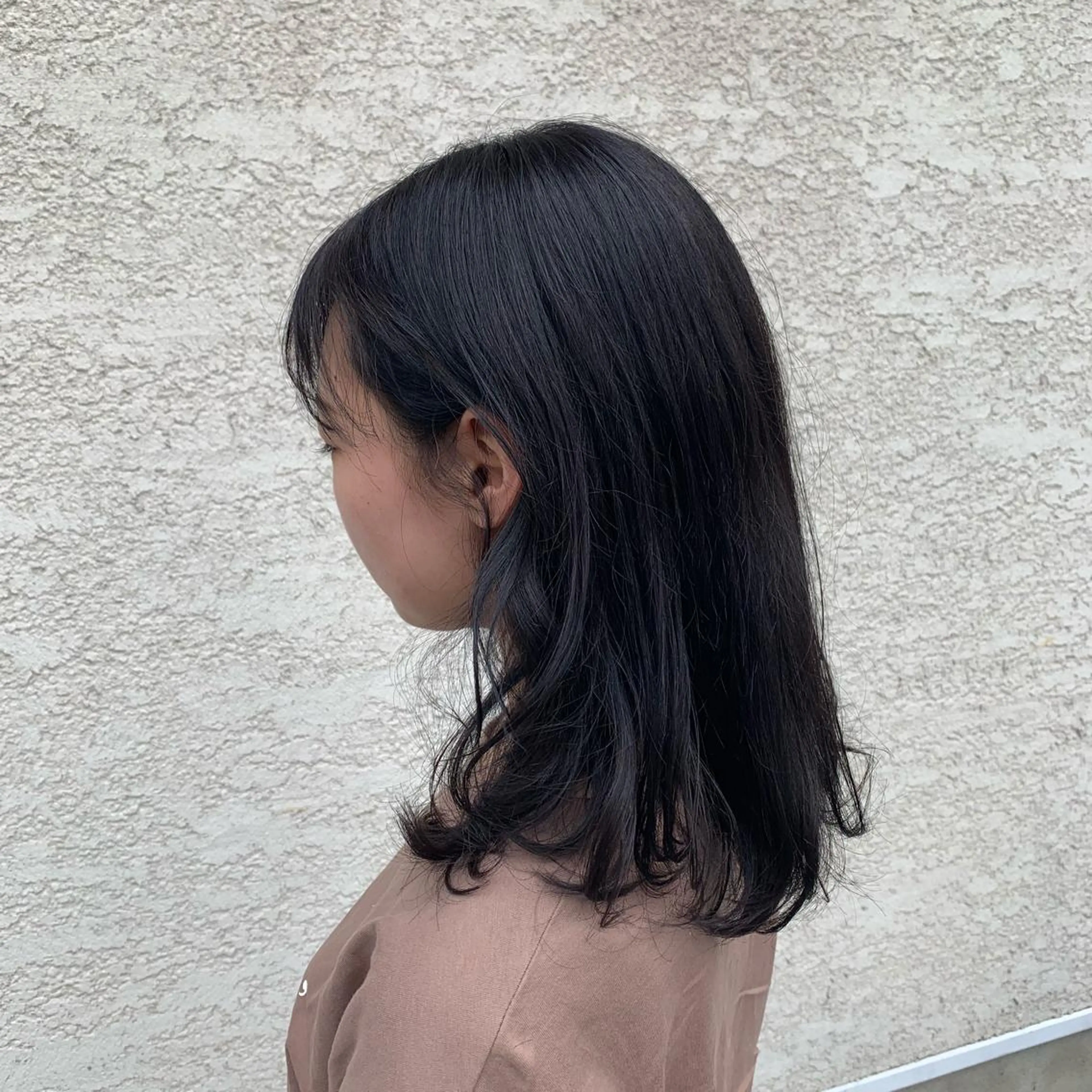 ミディアム カラー ヘアアレンジ ブルーカラー ブルージュ 透明感カラー オルチャンヘア 韓国×巻ける髪質改善 💍maki💍のヘアスタイル