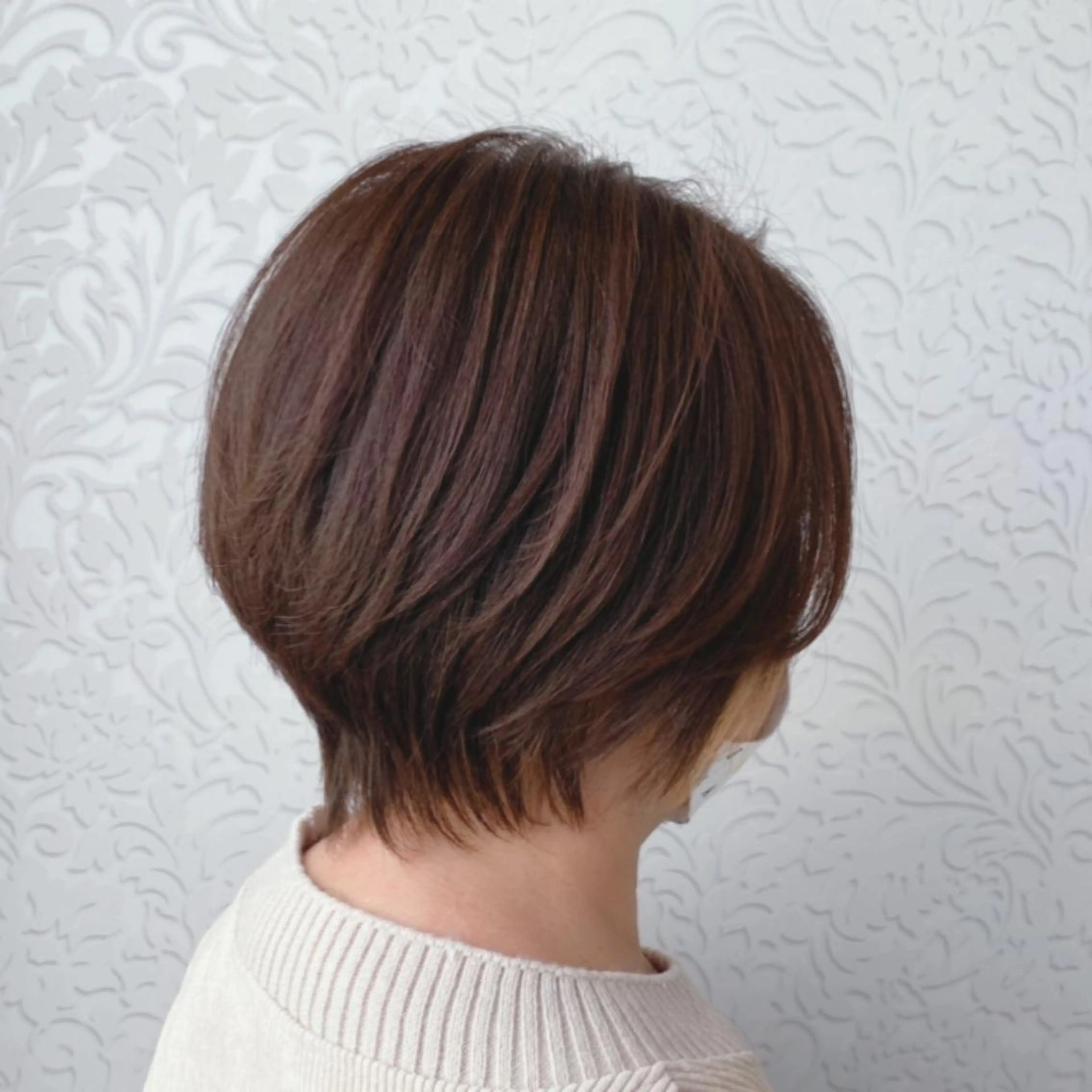 ショート PETZjasmine所属・顔周りカット/透明感 カラー🤍大塚蛍のヘアスタイル