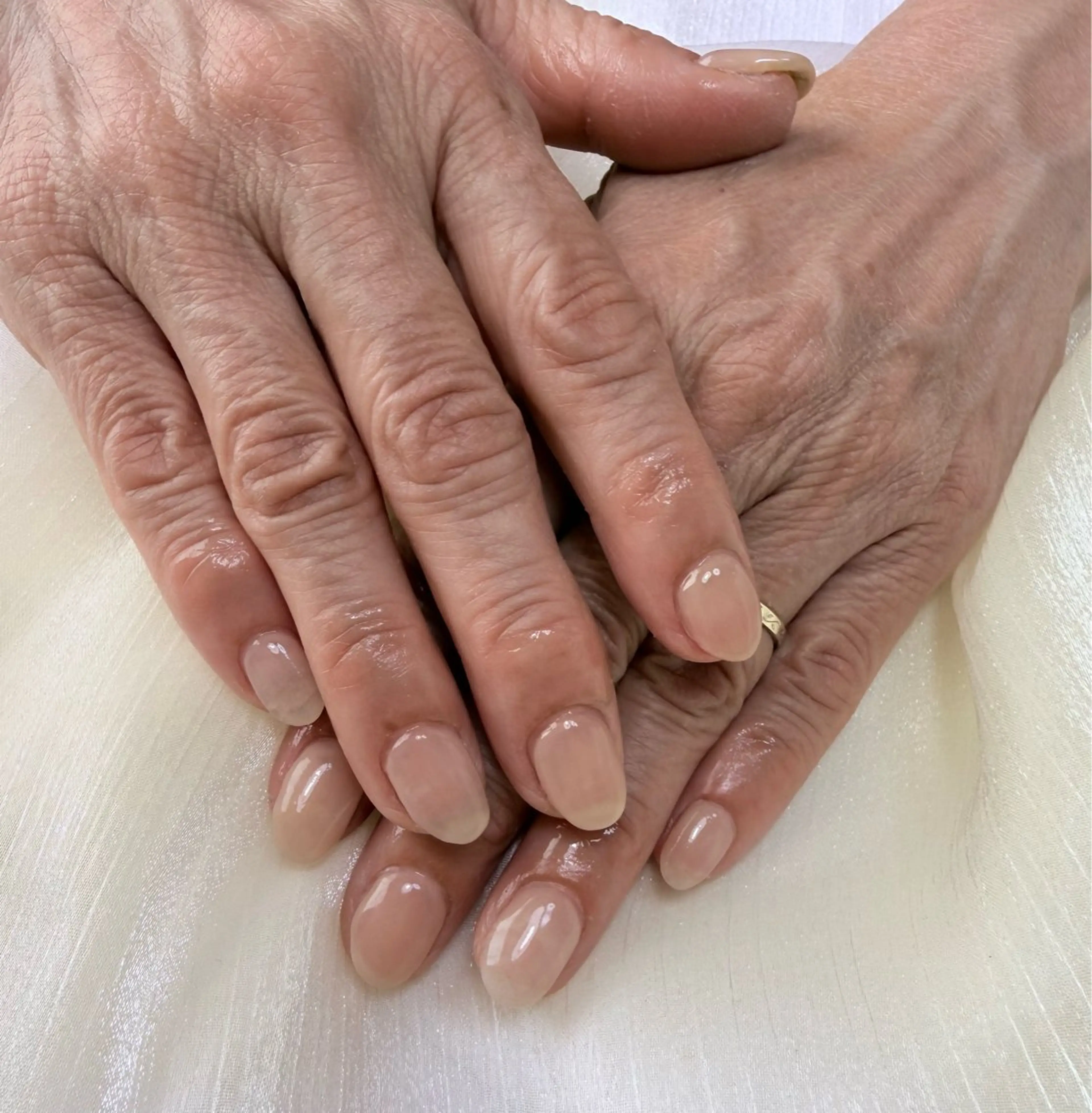 ネイル ハンドネイル 𝘮𝘰𝘰𝘪. 𝘙𝘪𝘴𝘢𓋜のネイルデザイン