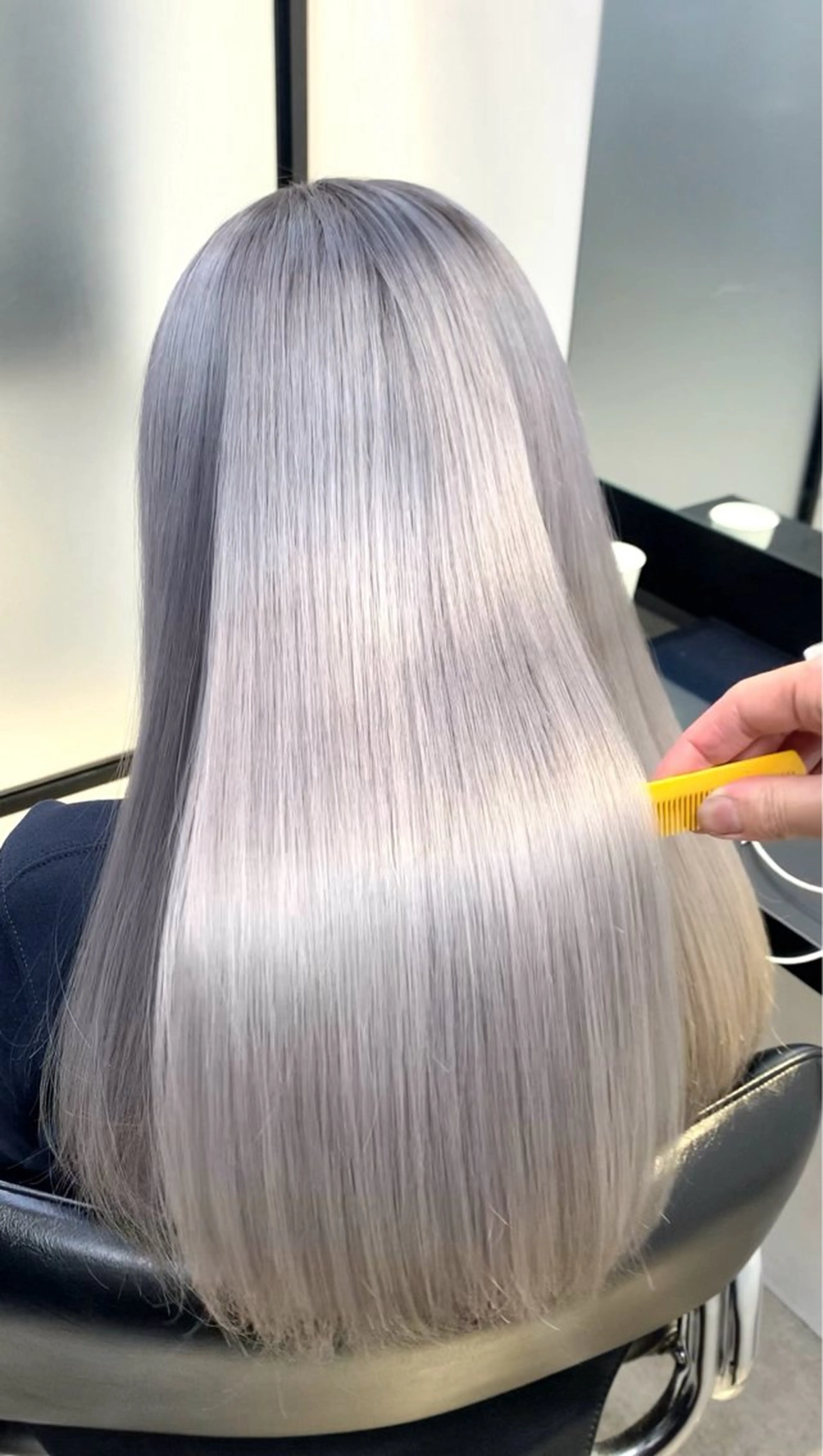 【男女兼用】ハイブリーチカラー(ブリーチ2回)（ケアブリーチ使用）の写真